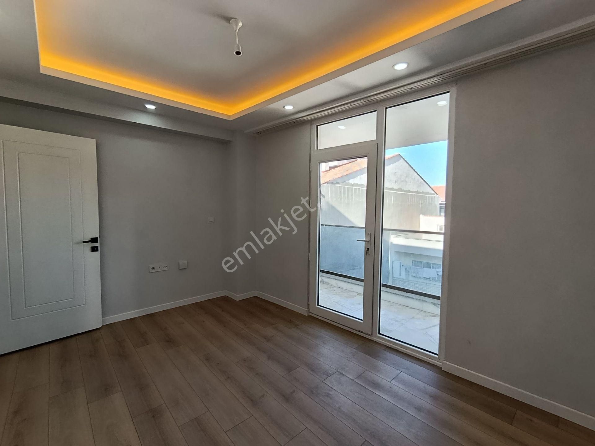 Şirintepede Birkaç Sok 2+1 Amerikan Mutfak - Görsel 3