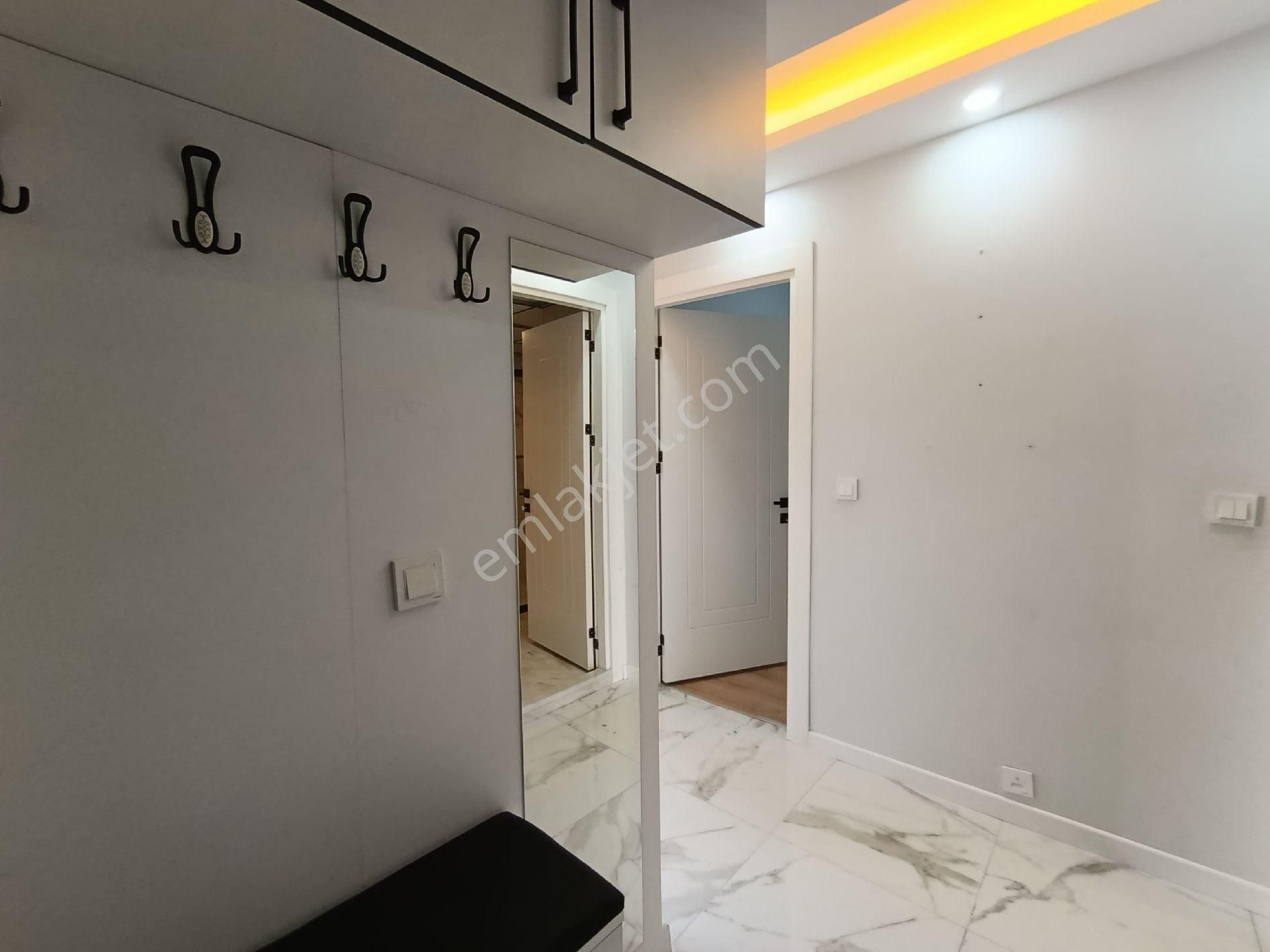 Şirintepede Birkaç Sok 2+1 Amerikan Mutfak - Görsel 7