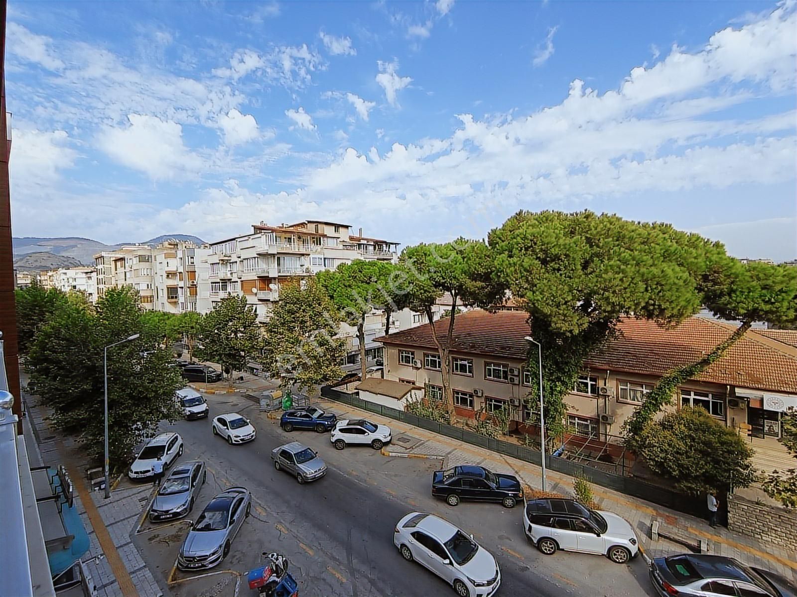 Söke Aydın Cad. 180 M2 Satılık Ara Kat Dubleks 3+1 Lüks Daire - Görsel 13