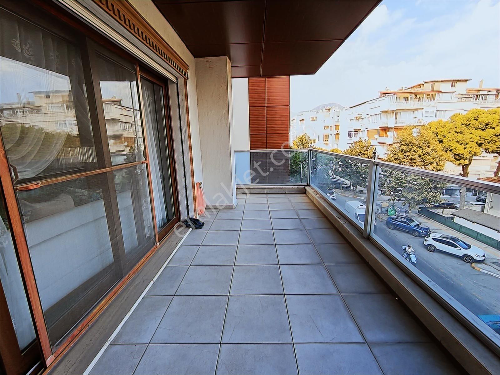 Söke Aydın Cad. 180 M2 Satılık Ara Kat Dubleks 3+1 Lüks Daire - Görsel 21