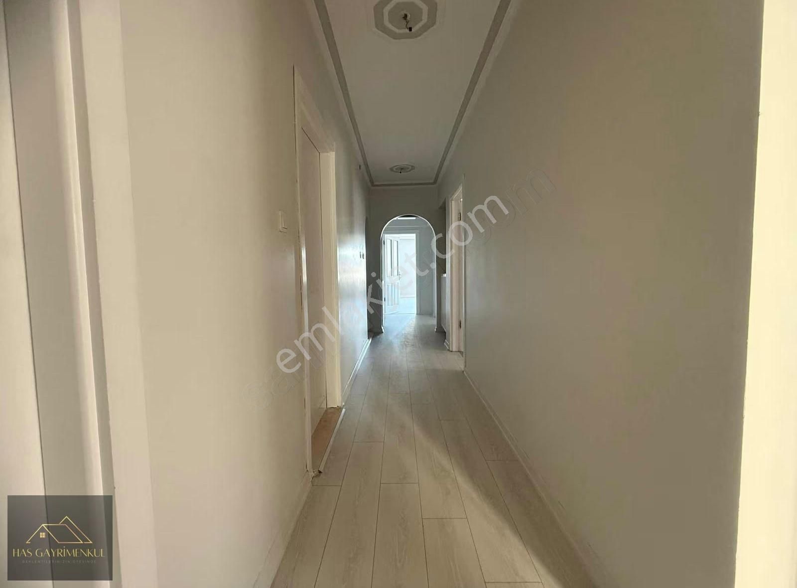 Has Gayrimenkul'den Merkezde 4+1 160m2 1. Katta - Görsel 24