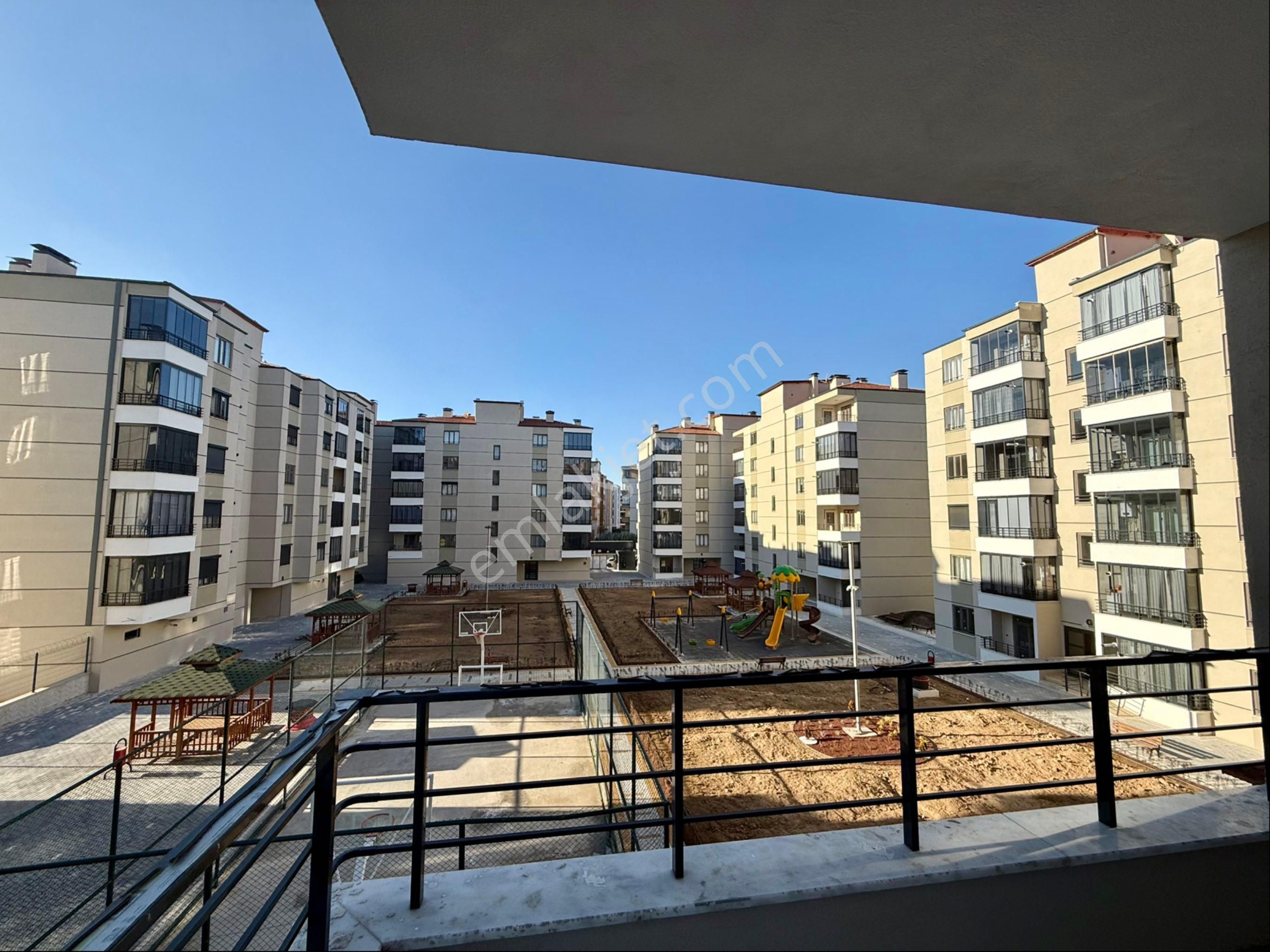 Mengenede Akıllı Sistem Lüks Daire 3+1 - Görsel 6