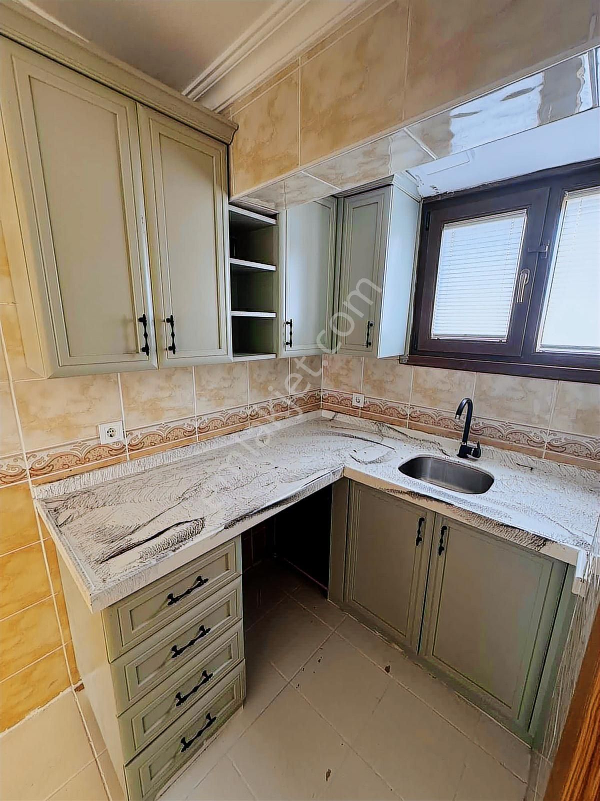 Site İçerisinde 500mt2 Arsa İçine Kurulu Satılık Villa - Görsel 3