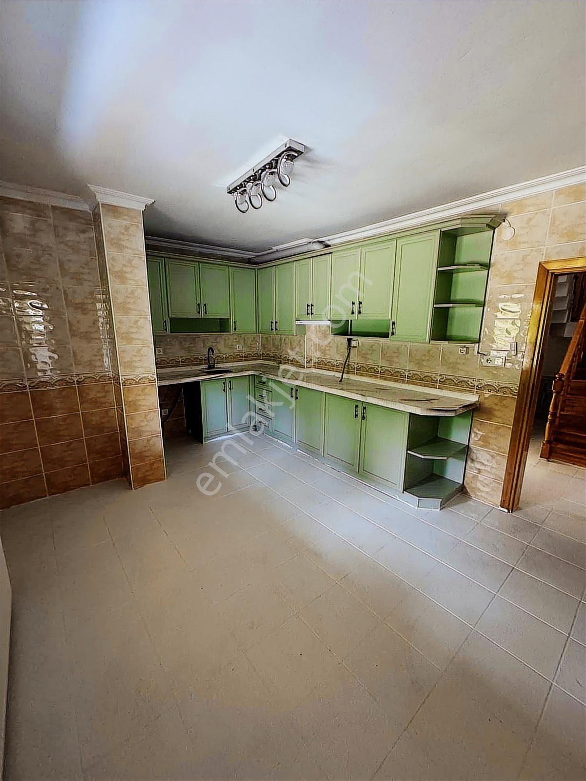 Site İçerisinde 500mt2 Arsa İçine Kurulu Satılık Villa - Görsel 32