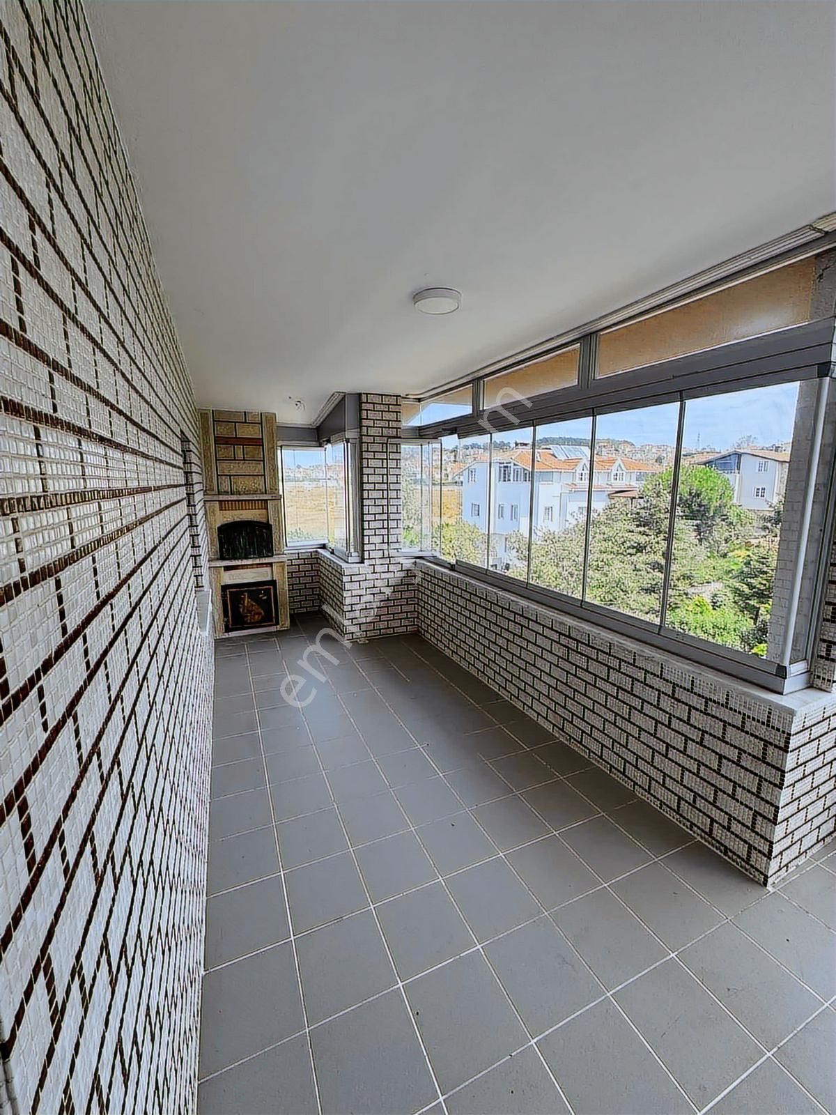 Site İçerisinde 500mt2 Arsa İçine Kurulu Satılık Villa - Görsel 4