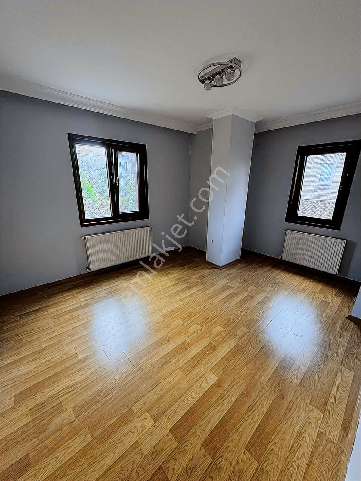 Site İçerisinde 500mt2 Arsa İçine Kurulu Satılık Villa - Görsel 2