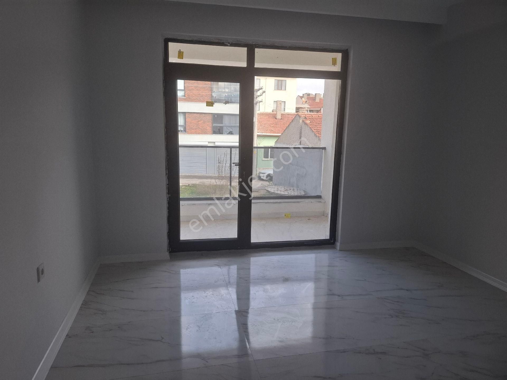 Şirinteoe 2 Katlı Müstakil Vilaı - Görsel 29