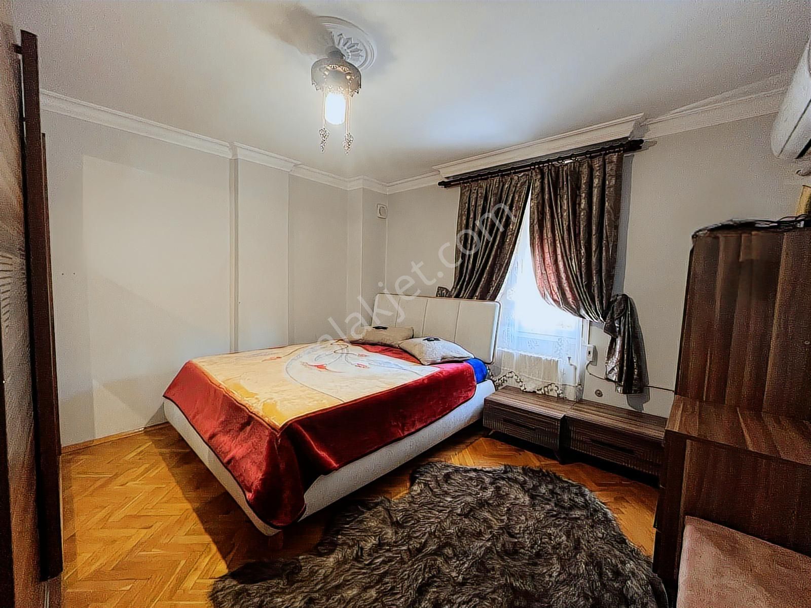 Karşıyaka Merkezde 3+1 ,125 M² Çift Cephe,ana Yola Cepheli Daire - Görsel 16