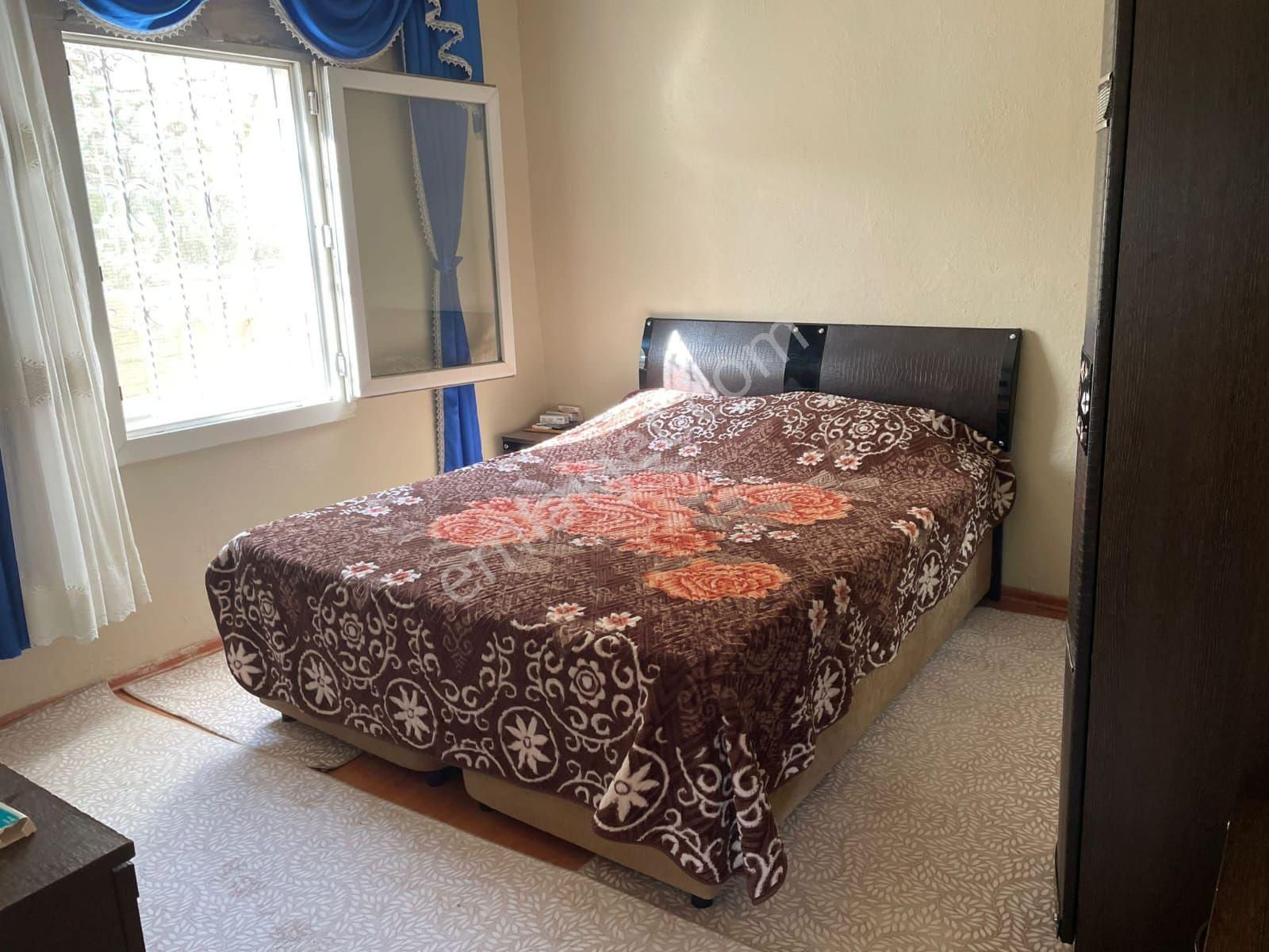 Tek Tapu | Köy İçi İmarlı | 300m2 İmarlı Arsa İçinde Müstakil Evli - Görsel 14