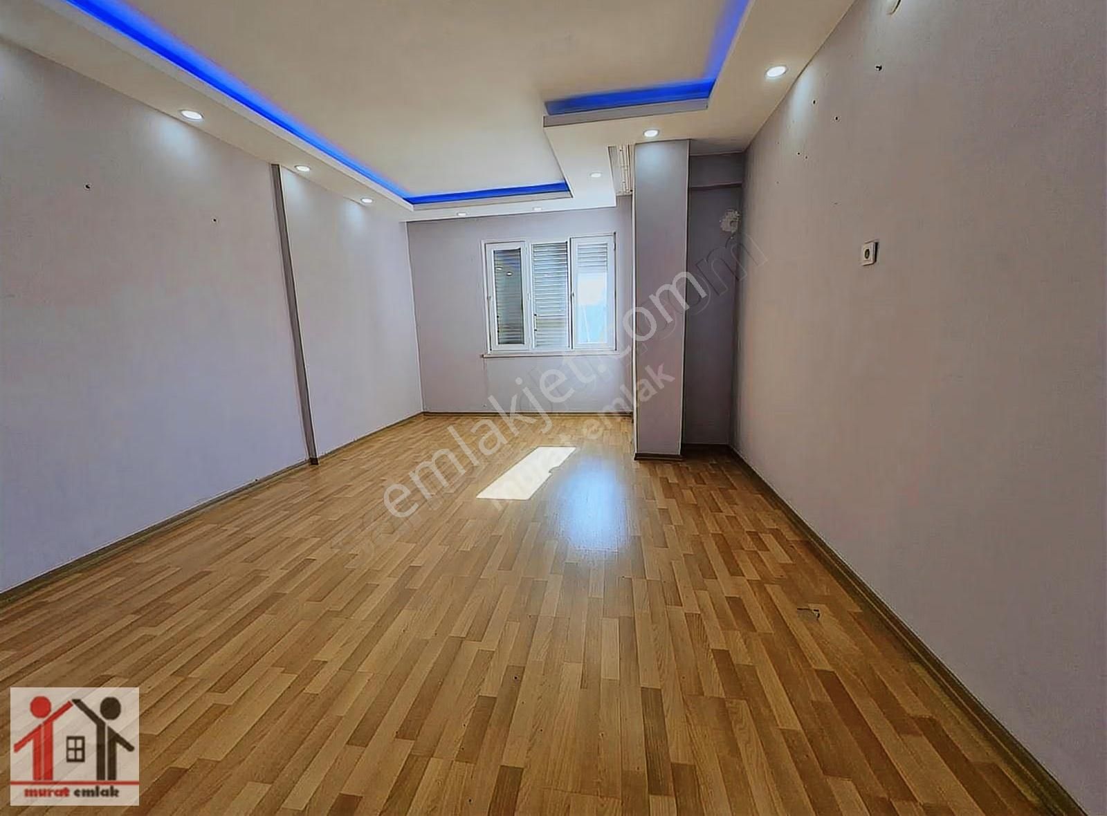 Meydan Tıp Yanında Tam Meydan Kaşağında Asansörlü 3+1 - Görsel 4