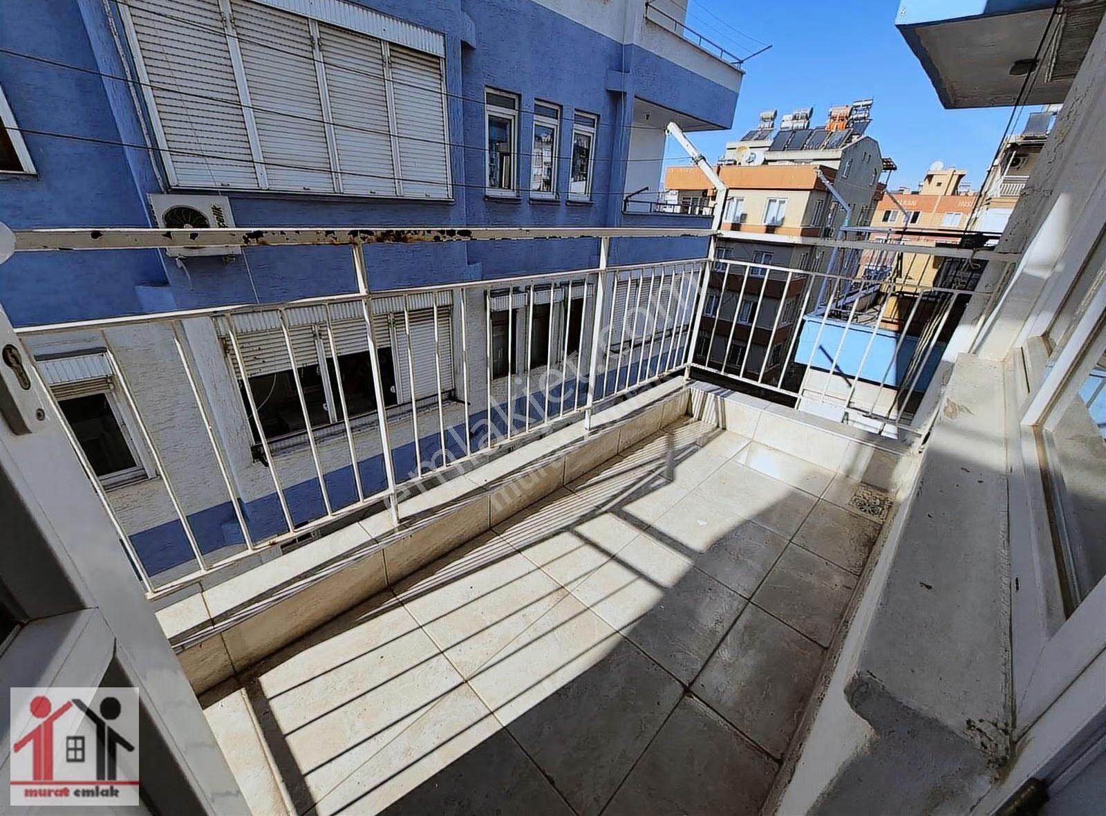 Meydan Tıp Yanında Tam Meydan Kaşağında Asansörlü 3+1 - Görsel 12