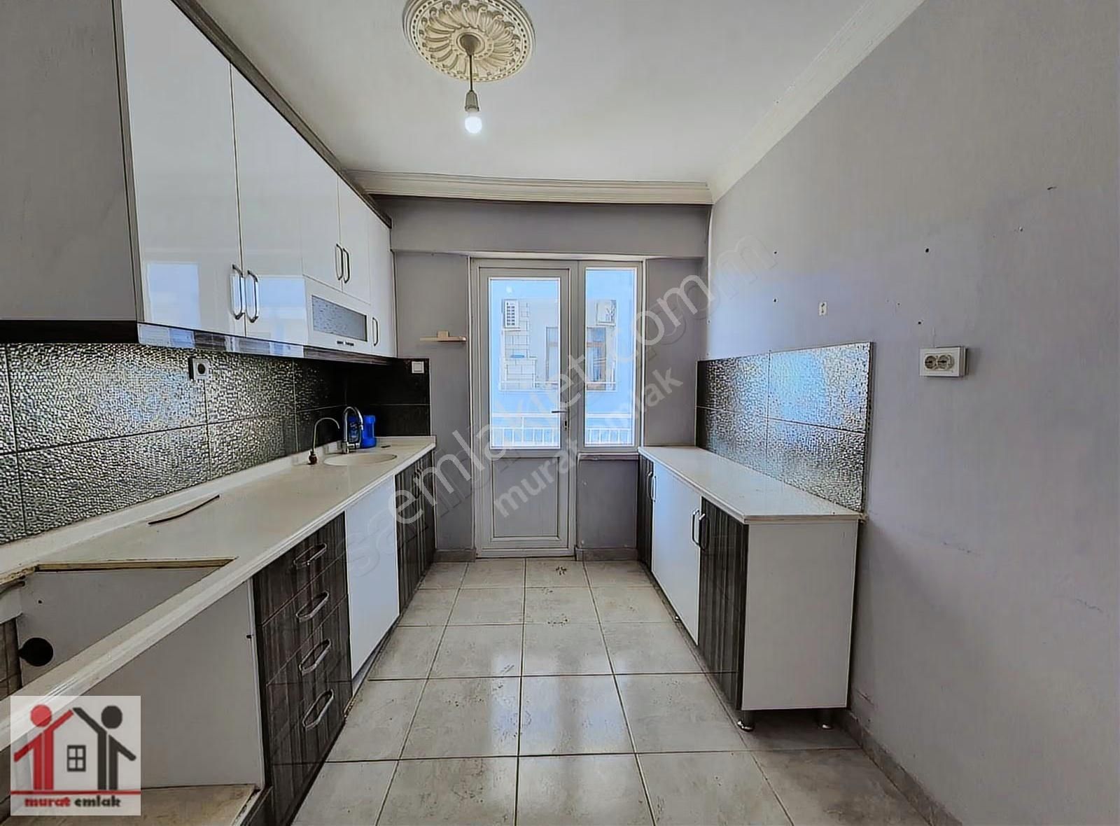 Meydan Tıp Yanında Tam Meydan Kaşağında Asansörlü 3+1 - Görsel 21