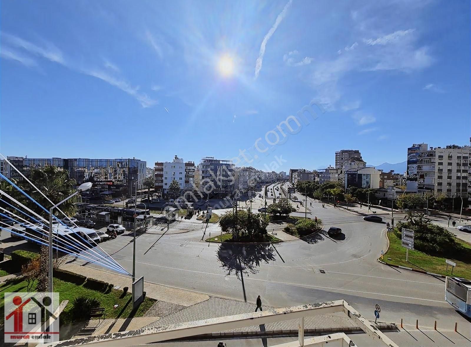 Meydan Tıp Yanında Tam Meydan Kaşağında Asansörlü 3+1 - Görsel 15