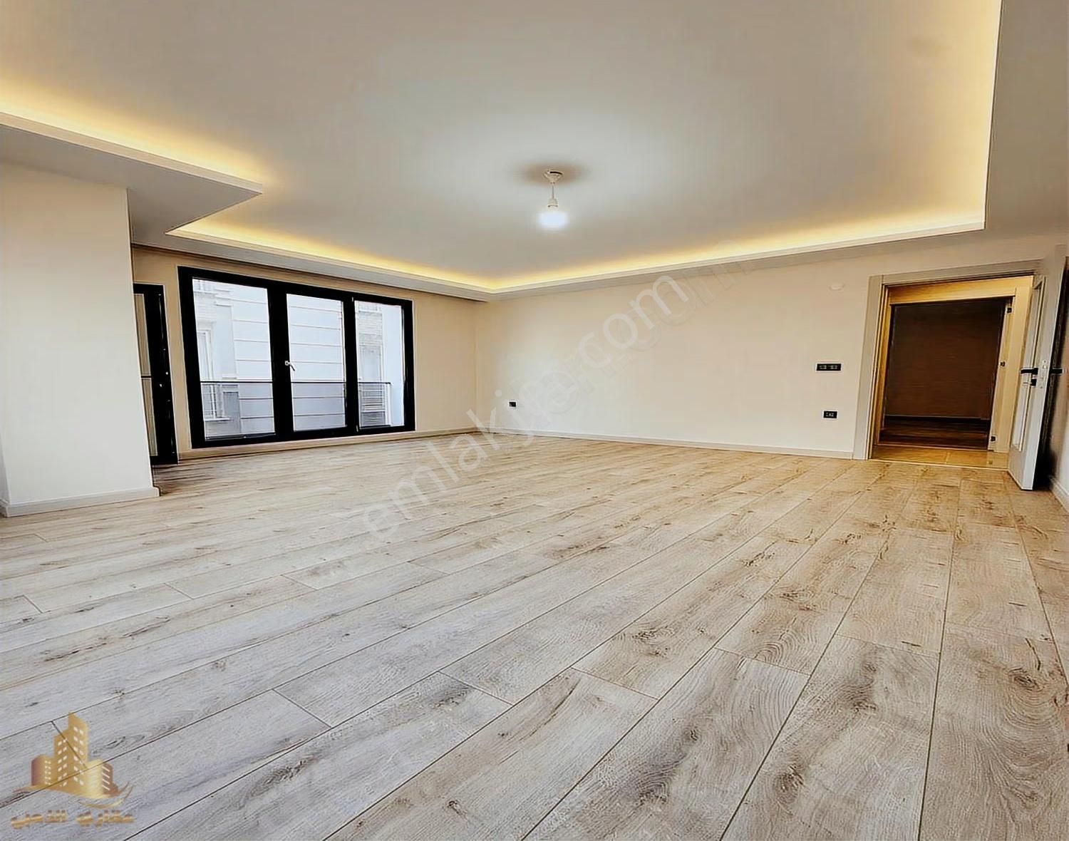 Akçaburgaz Lokasyonunda Lüks Tasarımlı 2+1 Satılık Daire - Görsel 25