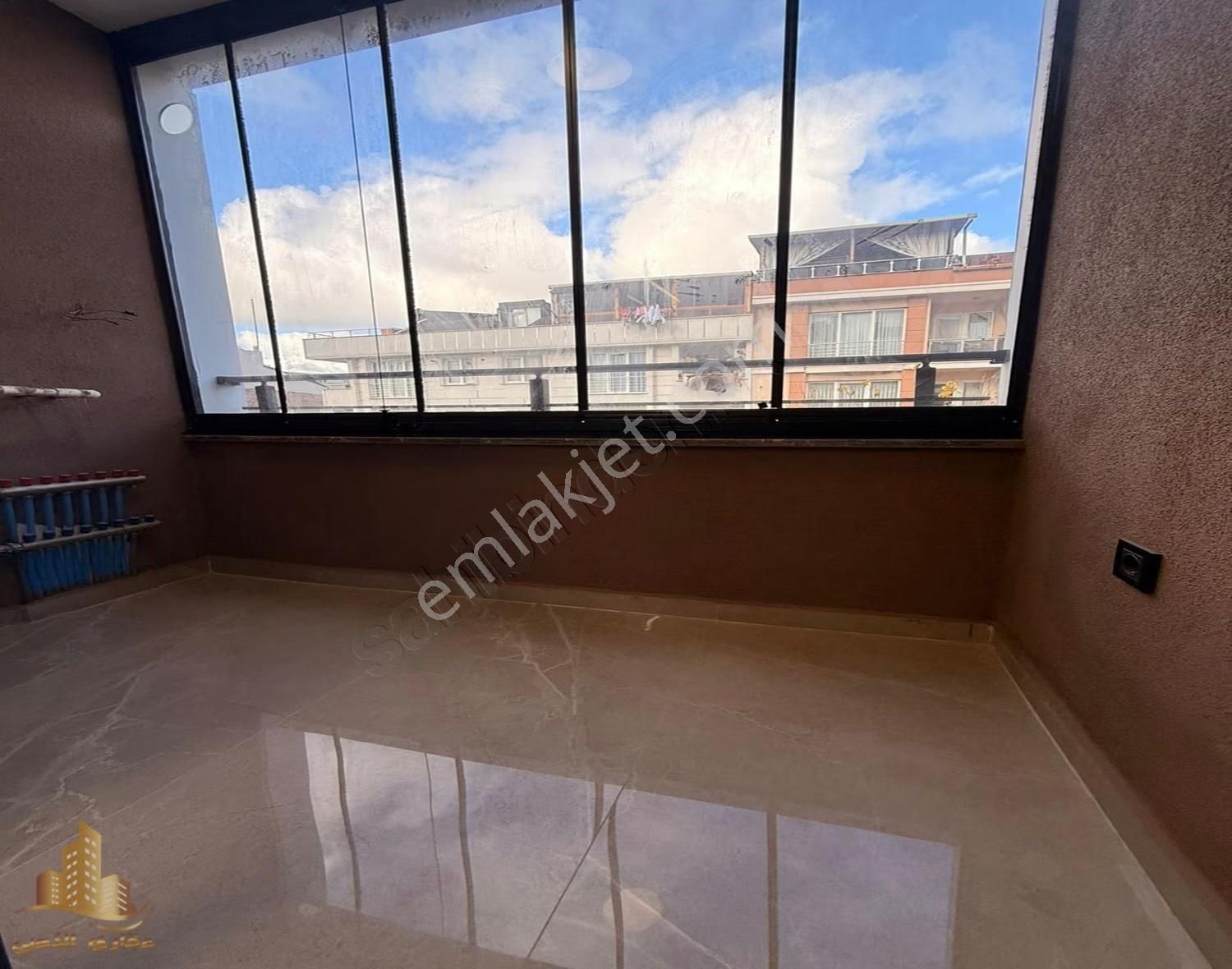 Akçaburgaz Lokasyonunda Lüks Tasarımlı 2+1 Satılık Daire - Görsel 11