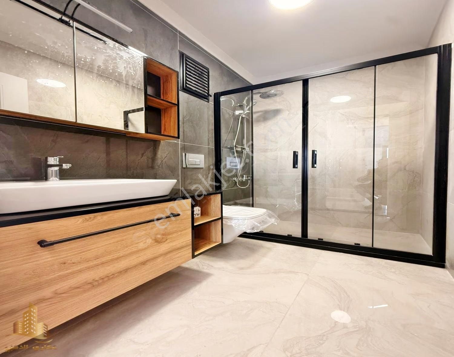 Akçaburgaz Lokasyonda Lüks Tasarımlı 3+1 Satılık Daire - Görsel 6