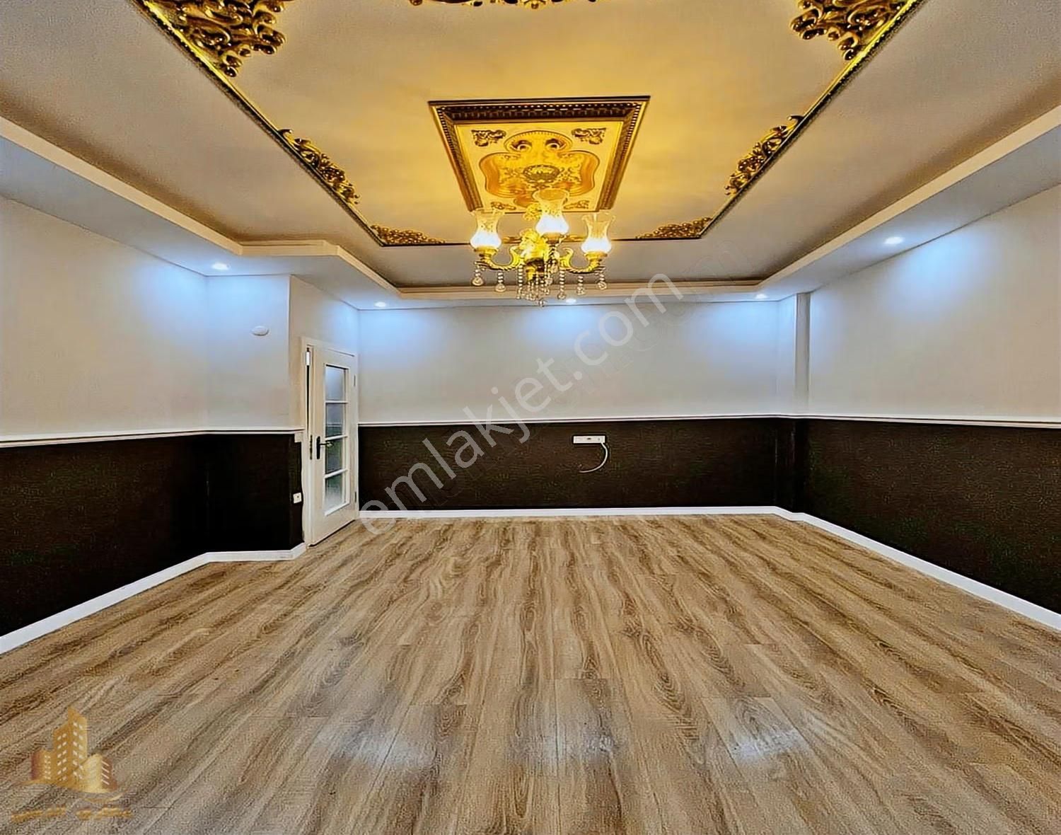 Bahçeşehire Komşu Lokasyonda Lüks Tasarımlı 3+1 Bahçeli Daire - Görsel 10