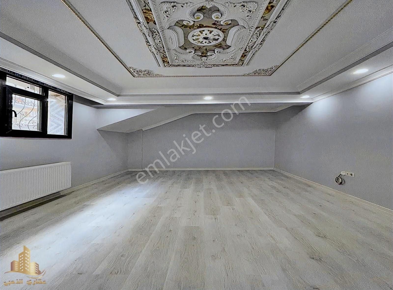 Bahçeşehire Komşu Lokasyonda Lüks Tasarımlı 3+1 Bahçeli Daire - Görsel 11