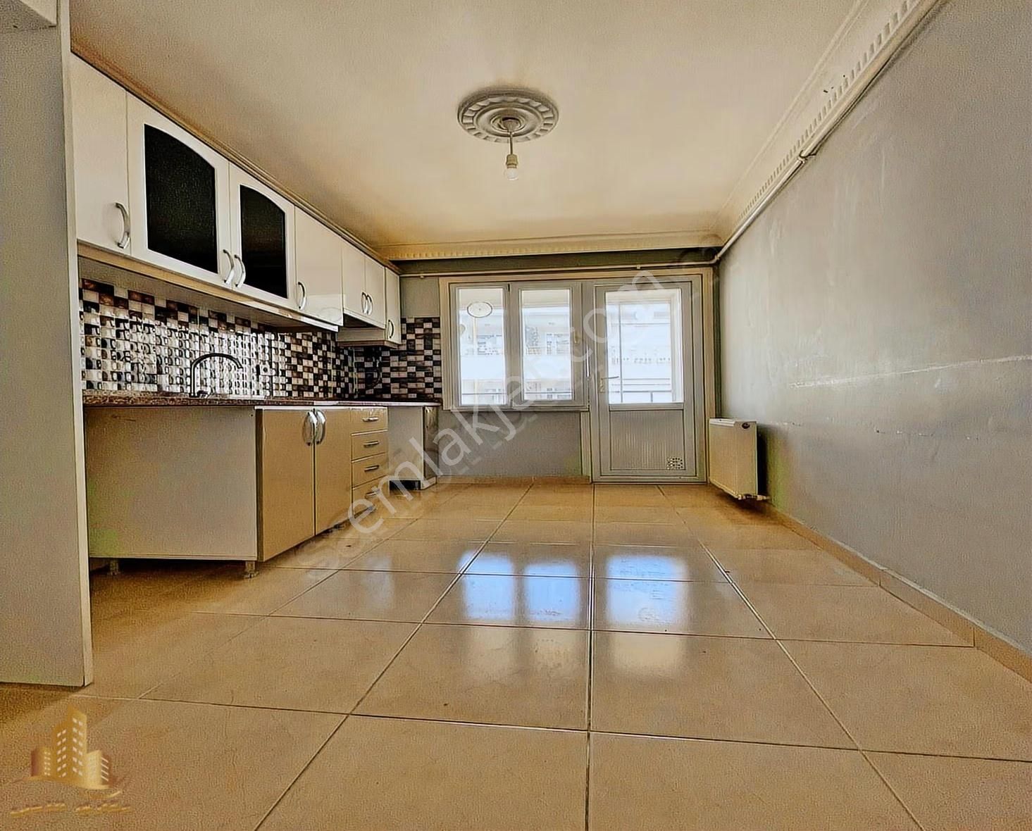 Bahçeşehir Lokasyonunda Yatırımlık Fırsat Satılık 2+1 Daire