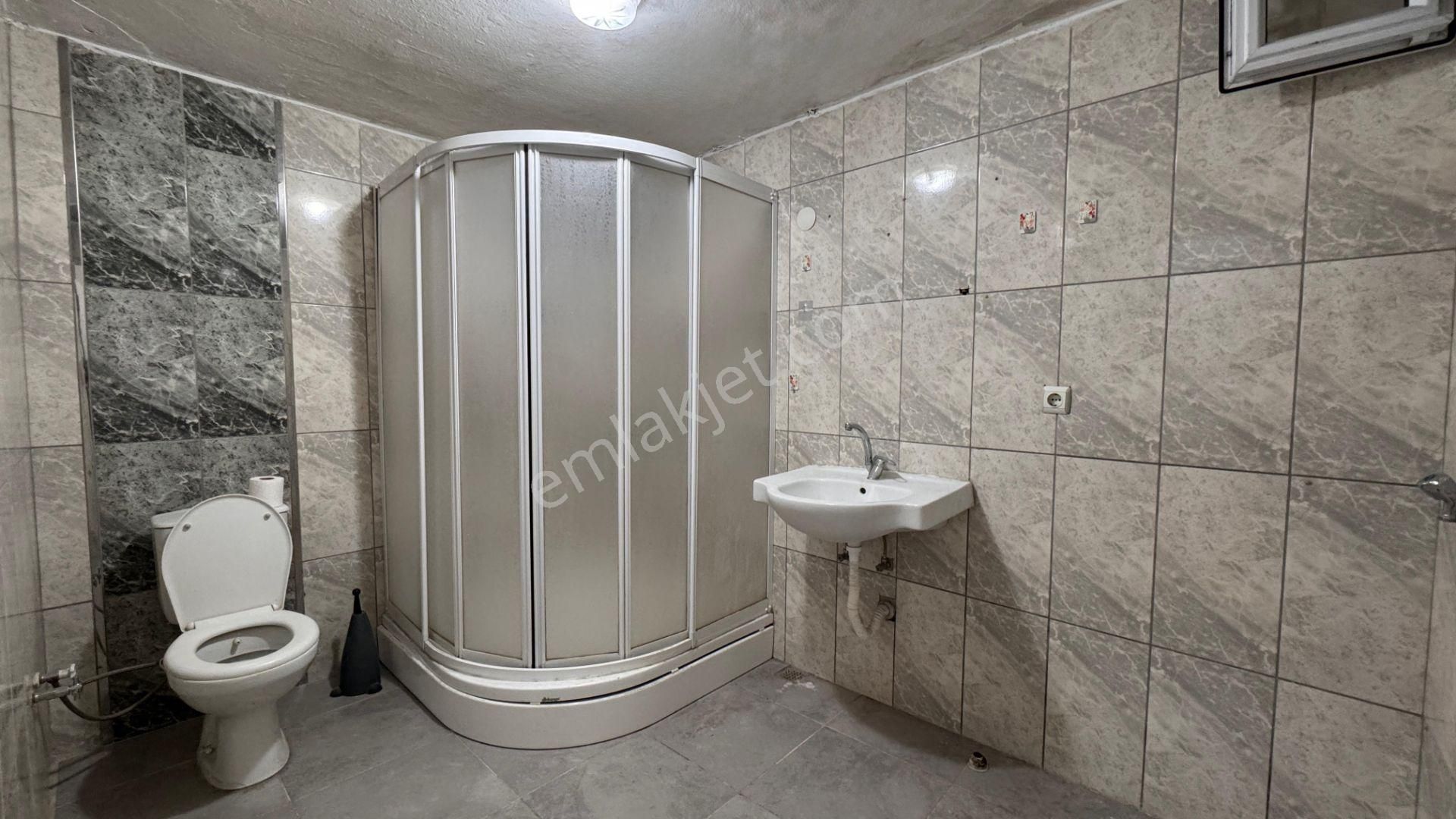 Muhittin Mahallesinde Sahibinden Temiz 3+1 Kiralık Daire - Görsel 24