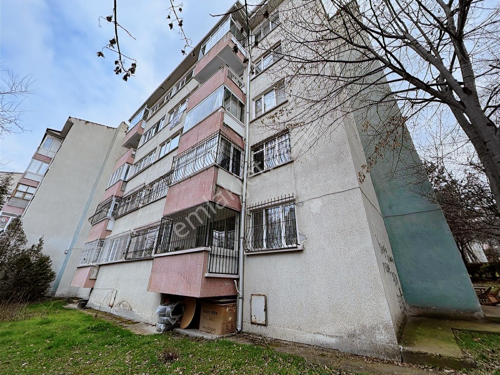 Çankaya Ümitköy Sitesinde 3.katta Yapılı Kiralık 3+1 Daire - Görsel 28