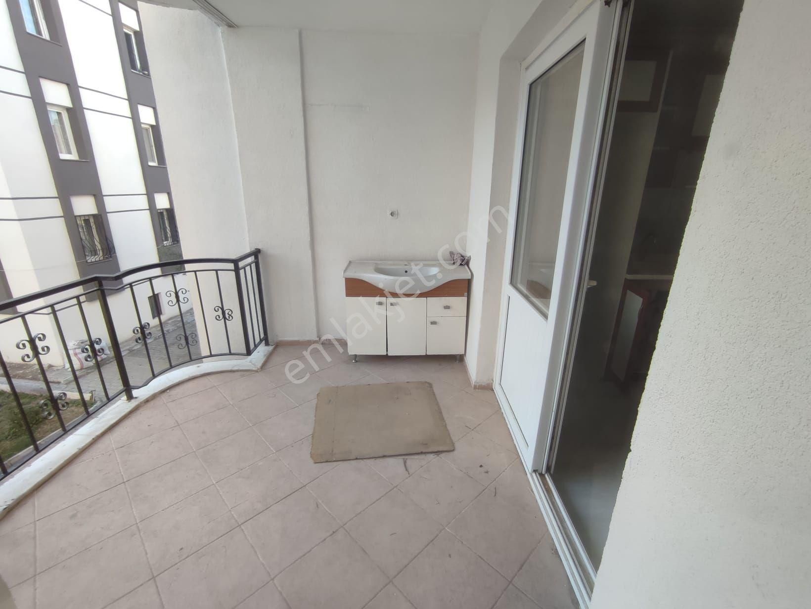 Kuşadası Ege Mah Site İçerisinde 3+1 - Görsel 16