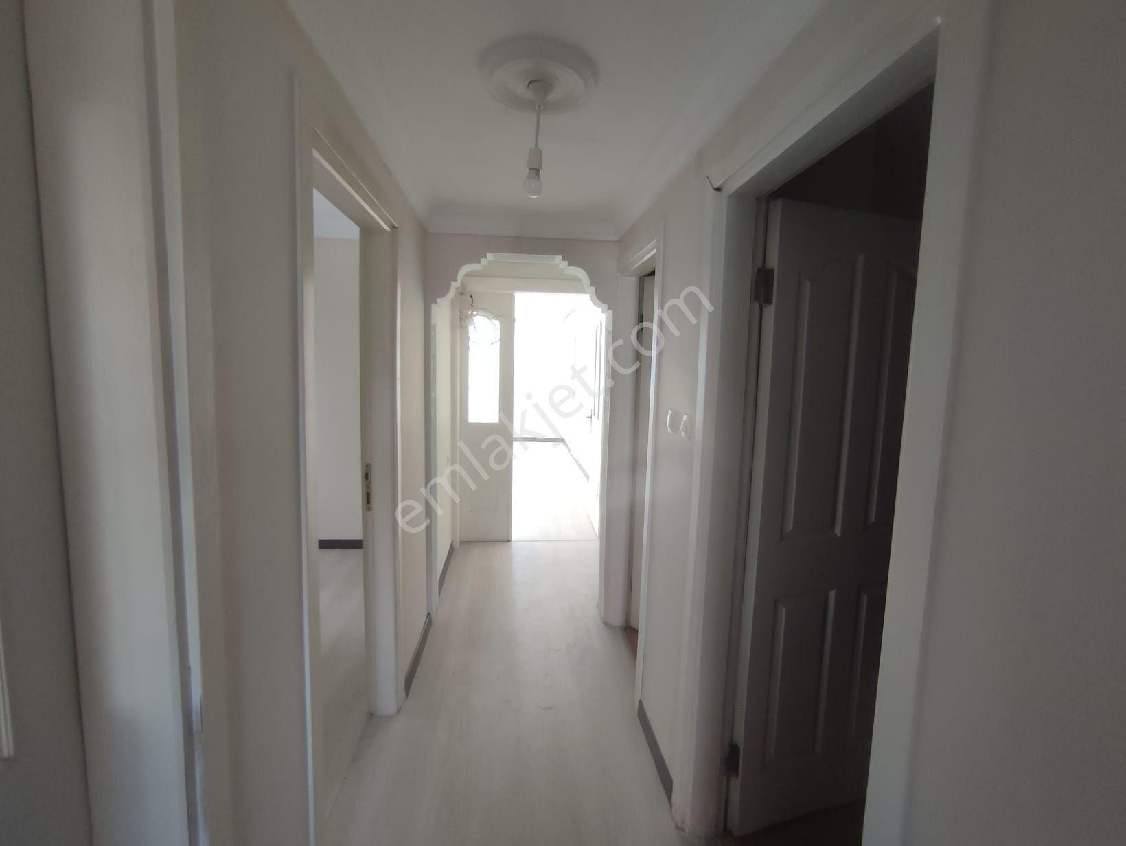 Kuşadası Ege Mah Site İçerisinde 3+1 - Görsel 12