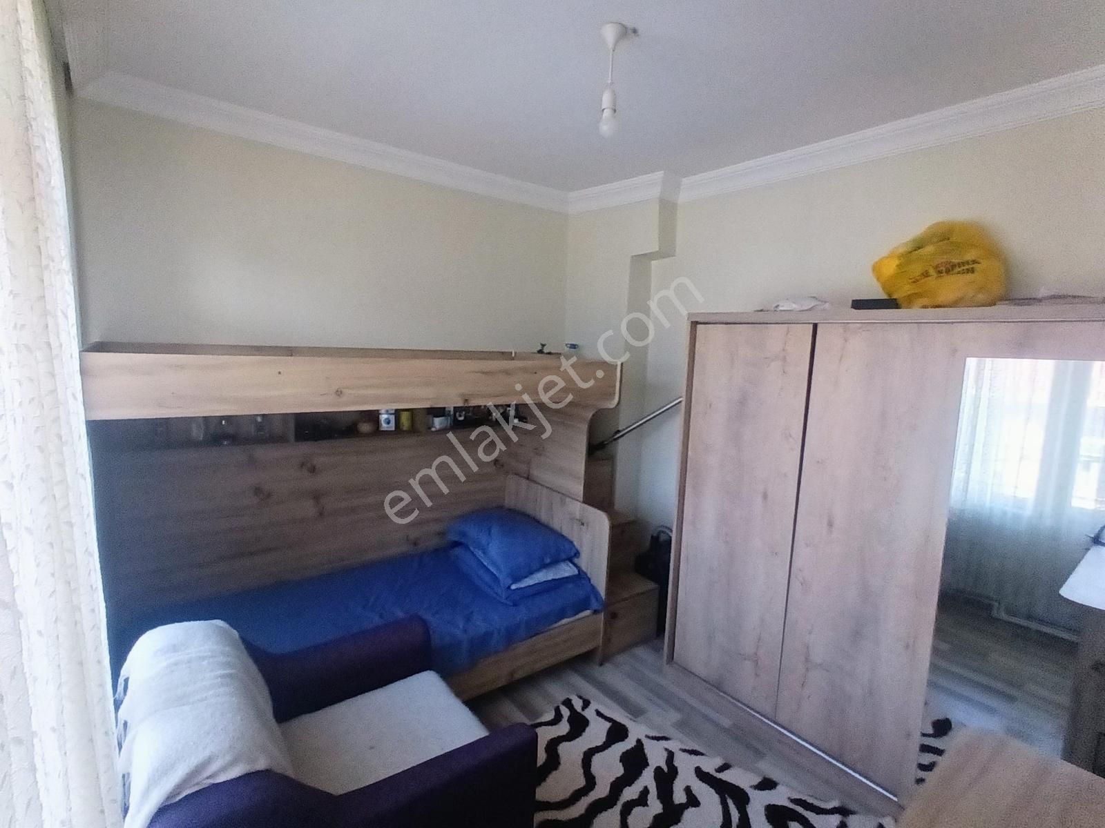 Valide Atik'de Geniş Ve Bakımlı 2+1 Kiralık Daire - Görsel 10
