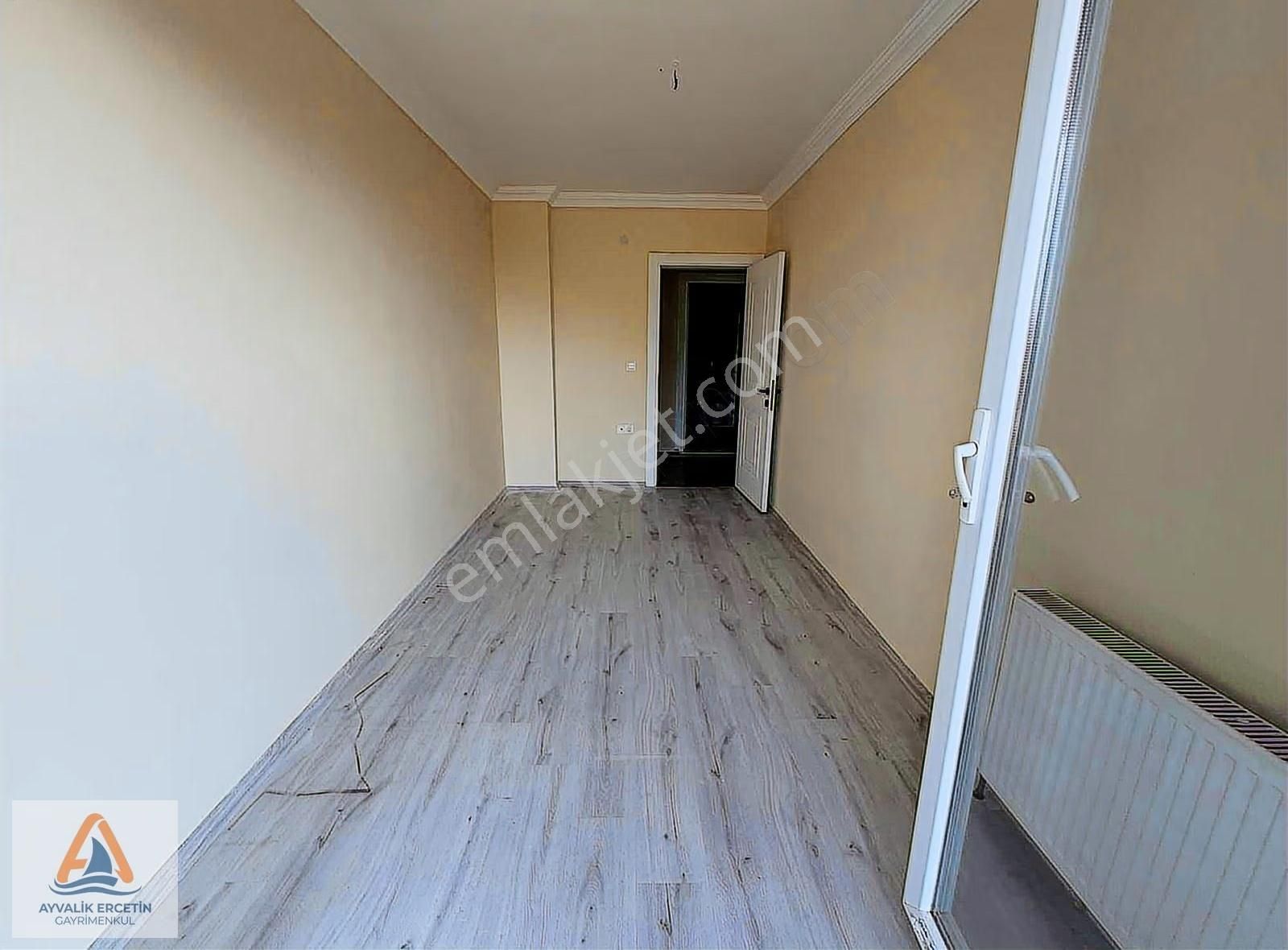 Altınova Merkezinde Ebeveyin Banyolu 130 Metre Net 3+1 Dairemiz - Görsel 27