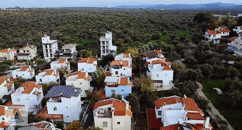 Ayvalık Aliçetinkaya'da Satılık Doğayla İç İçe 3+1 Villa - Görsel 4