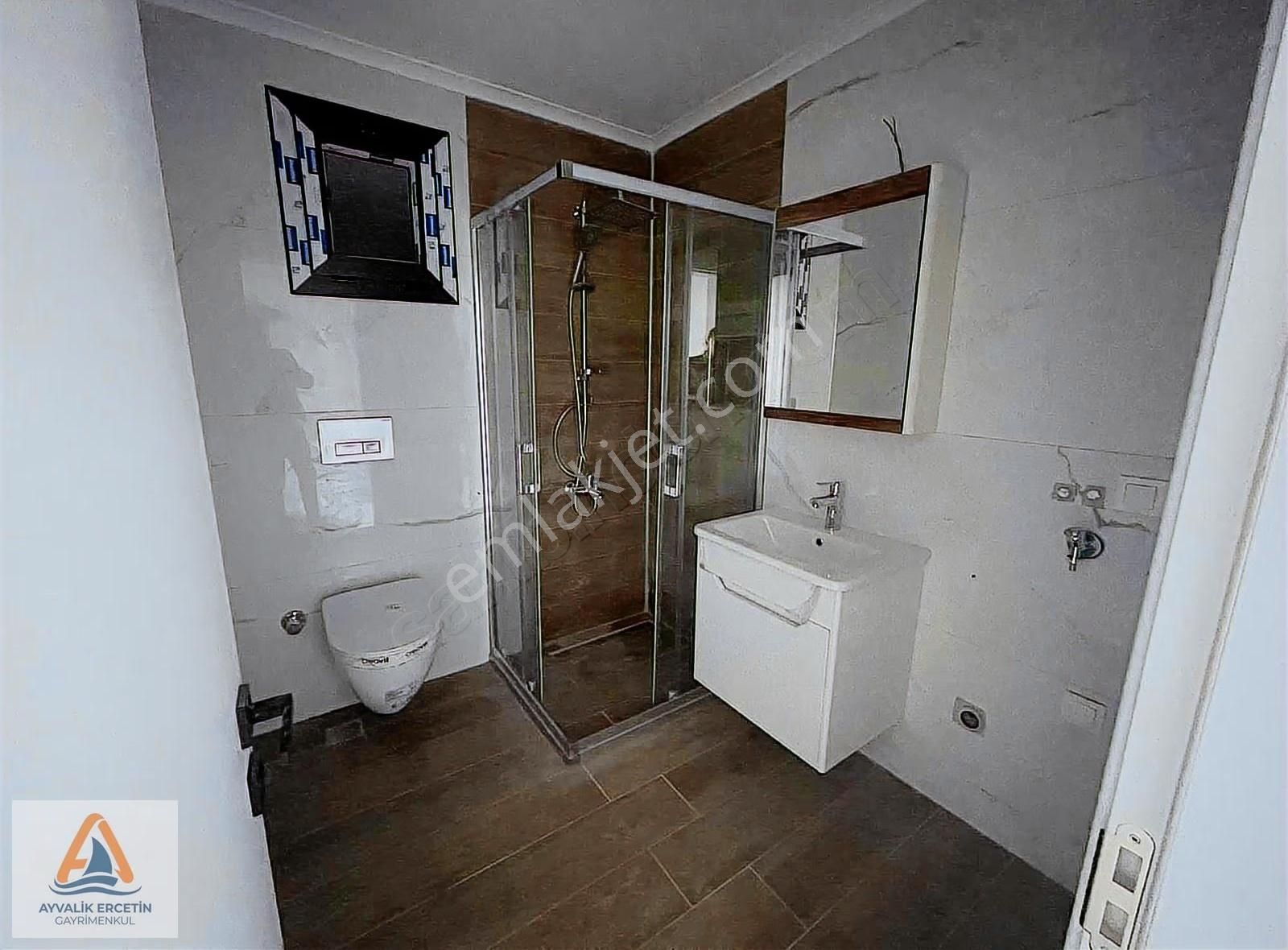Ayvalık Aliçetinkaya 2+1 Sıfır Arakat Oturuma Hazır Lüx Daire - Görsel 2