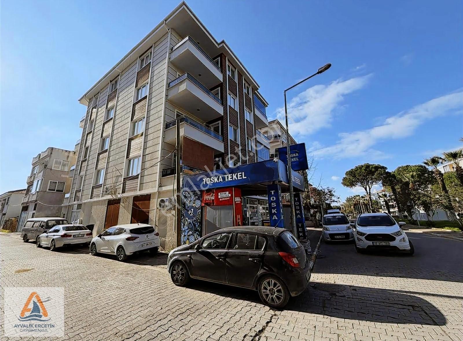 Ayvalık Altınova Merkezi Lokasyon Ön Cephe 3+1 Arakat Daıre
