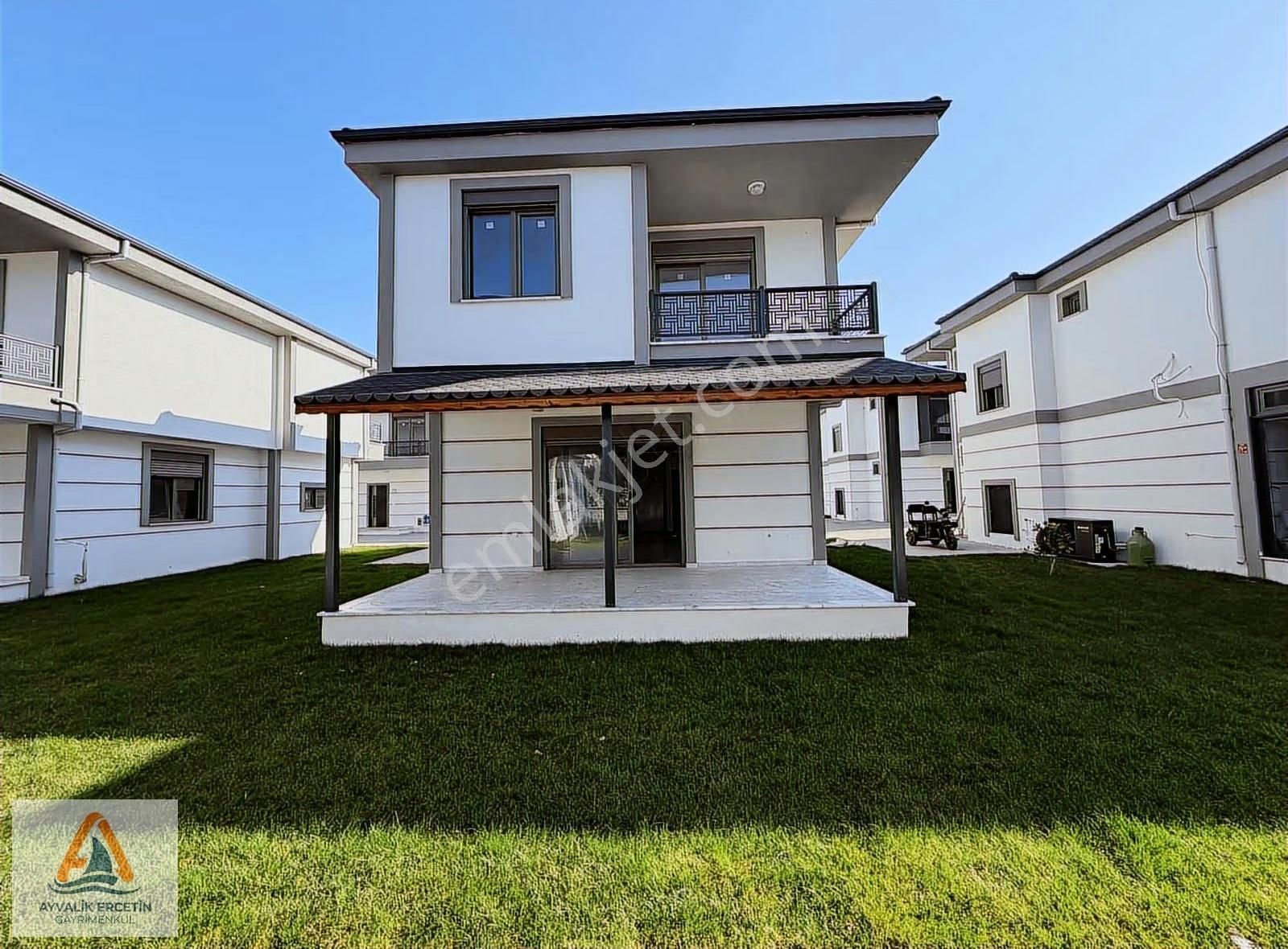 Ayvalık Altınova 3+1 Dublex Premium Site İci Vılla - Görsel 9