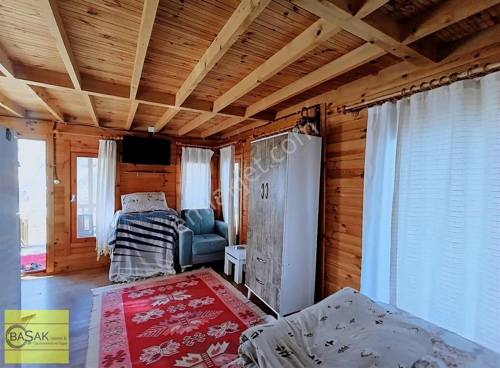 Başak'tan Havuzlu Bahçe İçerisinde Alt Ve Üst Kat Seçenekli - Görsel 16