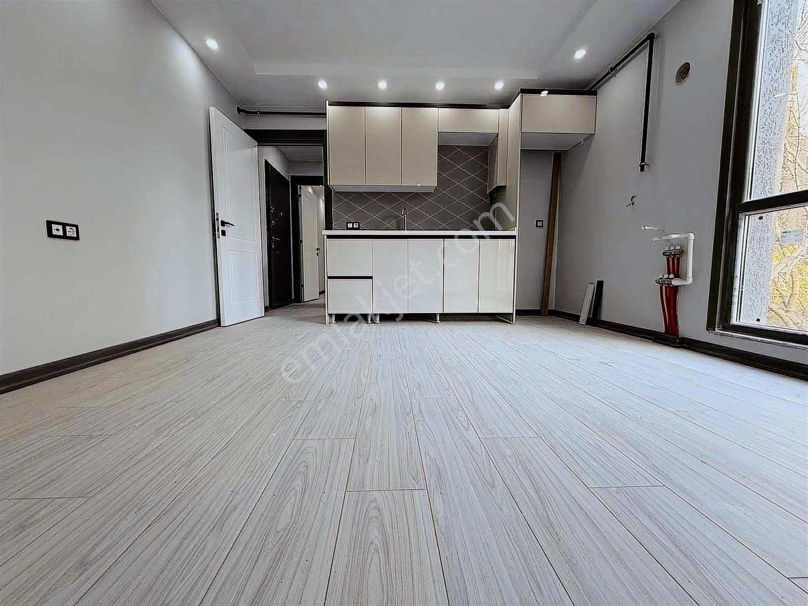 Onay 'dan Çerkezköy Merkez Çarşıda Plaza İçinde 1+1 Daire-ofis - Görsel 11