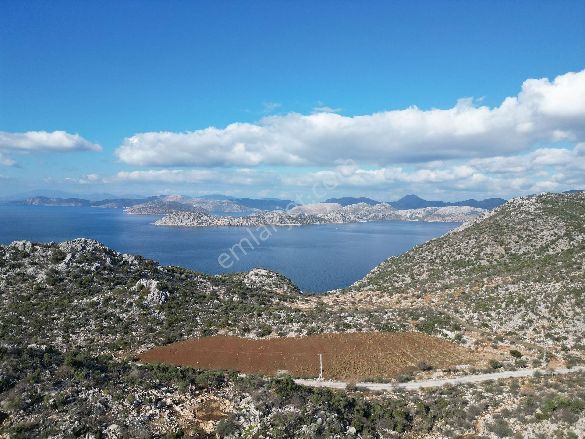 Joker: Marmaris Taşlıca Denize 300 Metre Ve Deniz Manzaralı