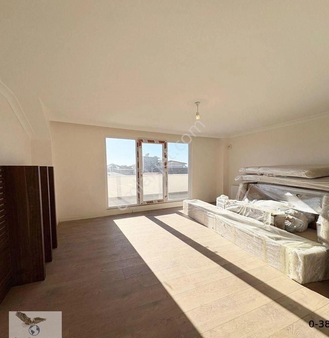 Avcılar Merkezde 6+2 Sıfır Kapalı Otoparklı Dublex Daire - Görsel 2