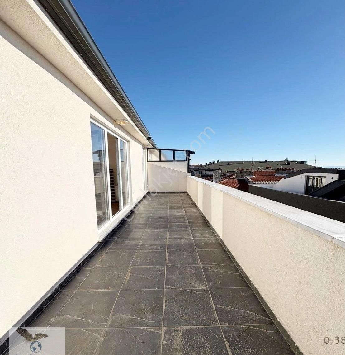 Avcılar Merkezde 6+2 Sıfır Kapalı Otoparklı Dublex Daire - Görsel 16