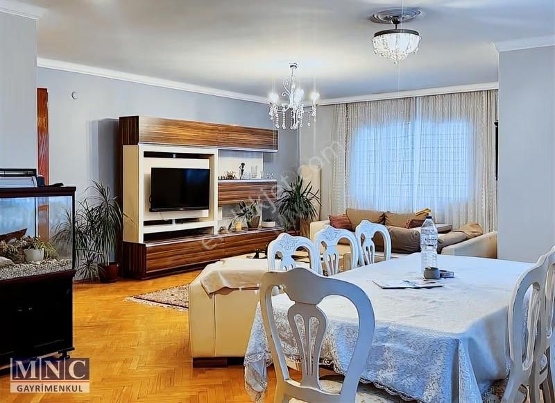 Üniversite Yanı Geniş Aydınlık Dubleks 4+1 - Görsel 4