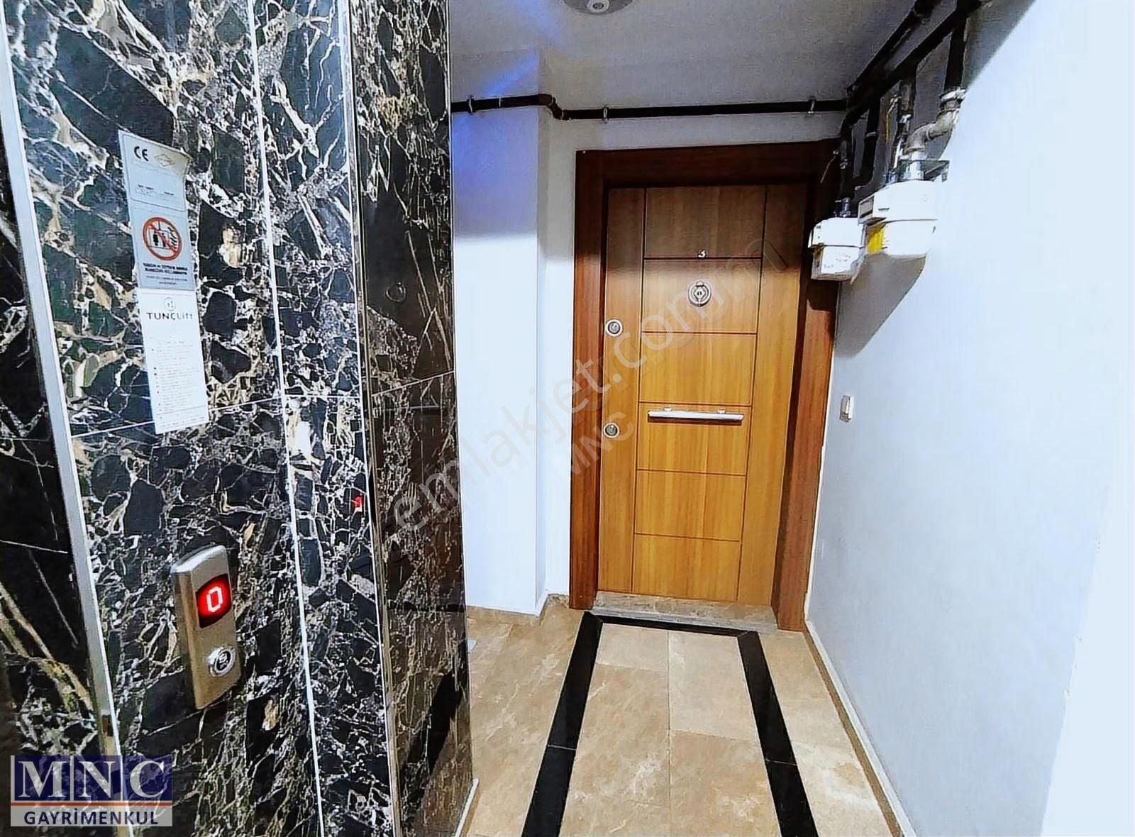 Küçükyalı Atatürk Cad. Marmaraya 5 Dak.kapalı Otopark Eşyalı 1+1 - Görsel 8