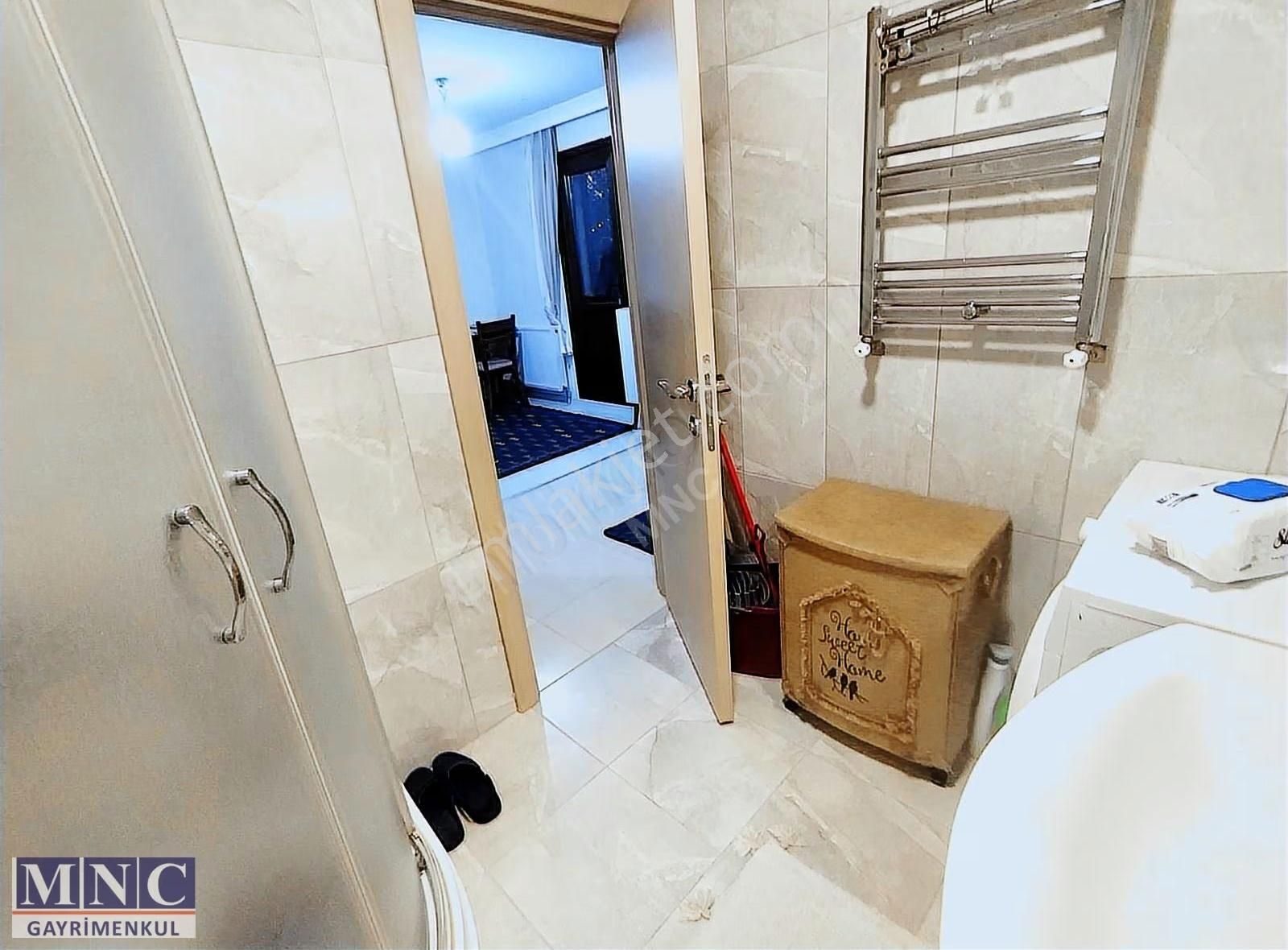 Küçükyalı Atatürk Cad. Marmaraya 5 Dak.kapalı Otopark Eşyalı 1+1 - Görsel 22