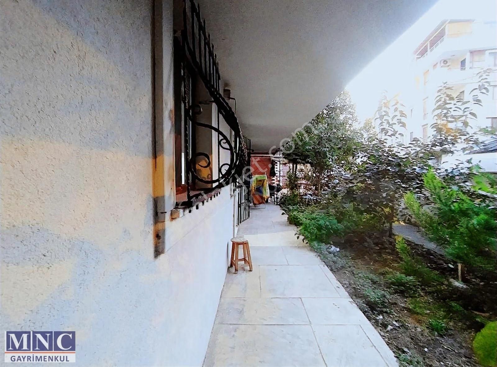 Küçükyalı Atatürk Cad. Marmaraya 5 Dak.kapalı Otopark Eşyalı 1+1 - Görsel 6