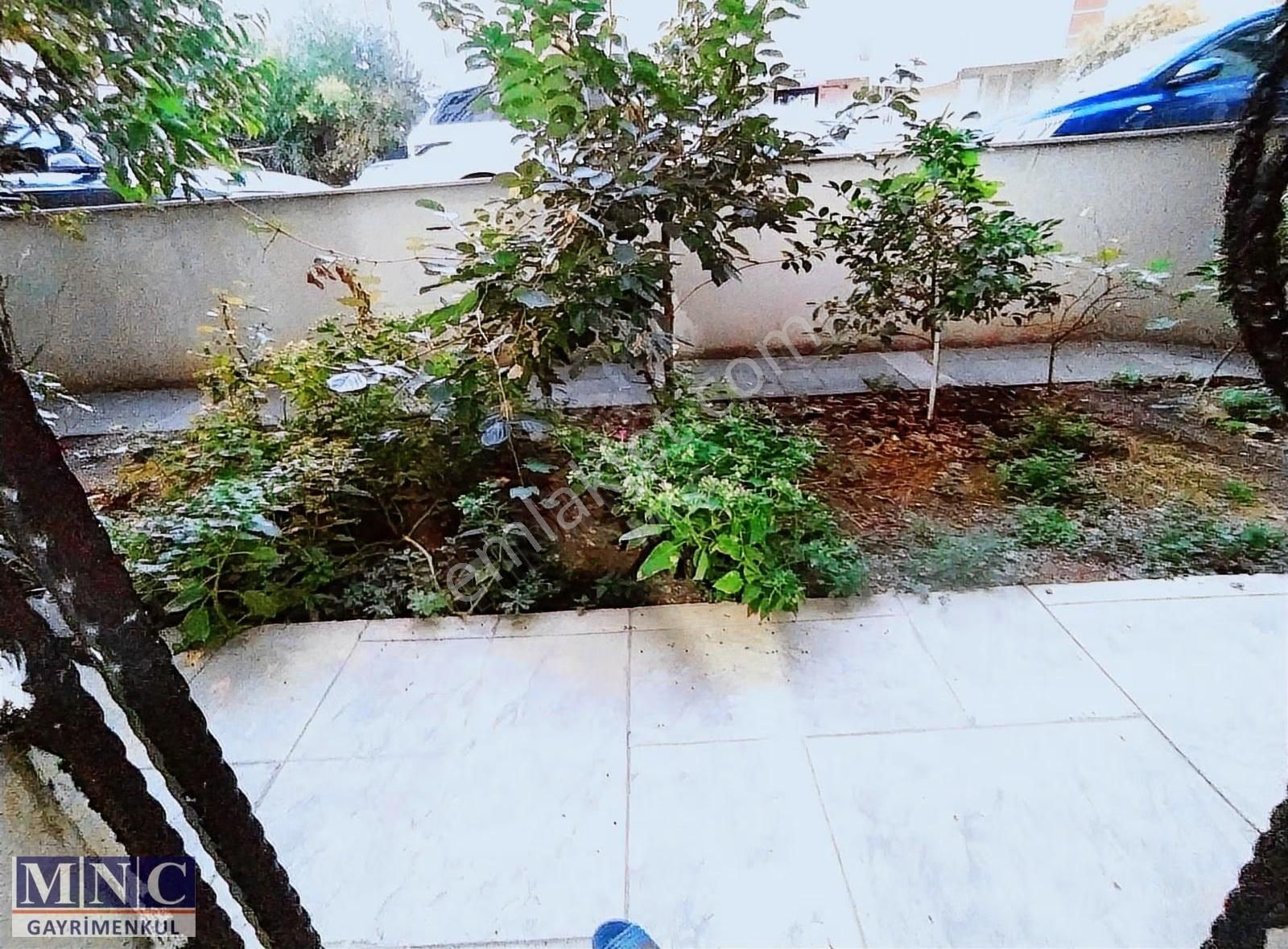 Küçükyalı Atatürk Cad. Marmaraya 5 Dak.kapalı Otopark Eşyalı 1+1 - Görsel 32