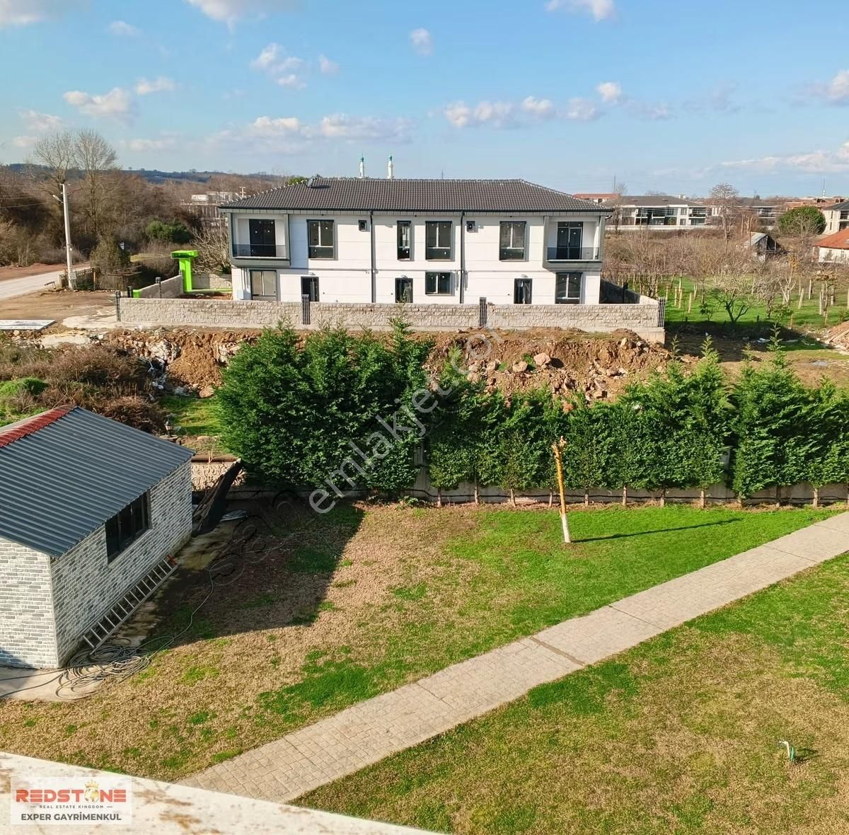 Karasu'da Havuzlu Sitede 2+1 Kombili Klimalı - Görsel 3