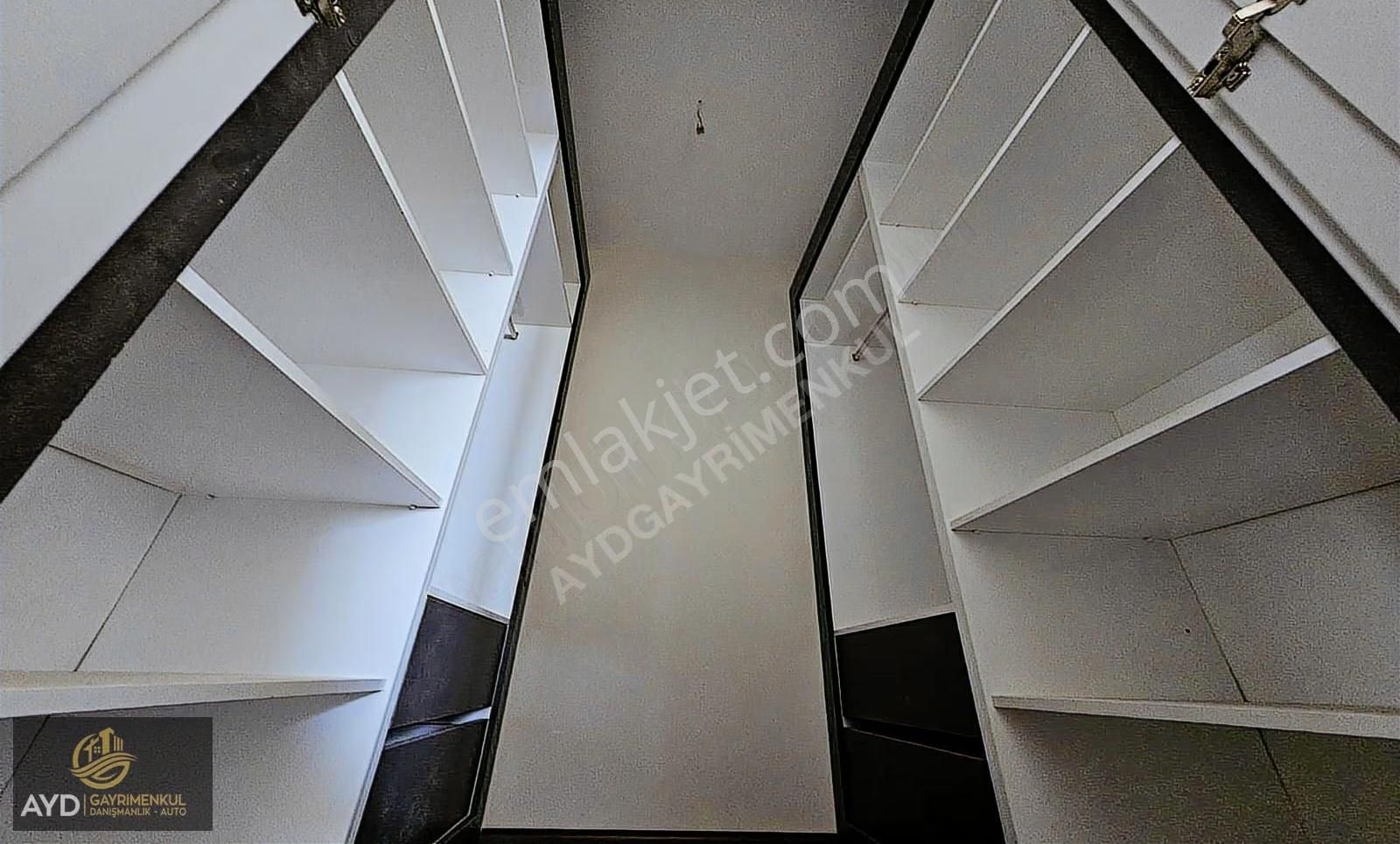 Ayd'den M.kemal'de Köşe Başı Satılık 3+1 Lüks Daire - Görsel 13