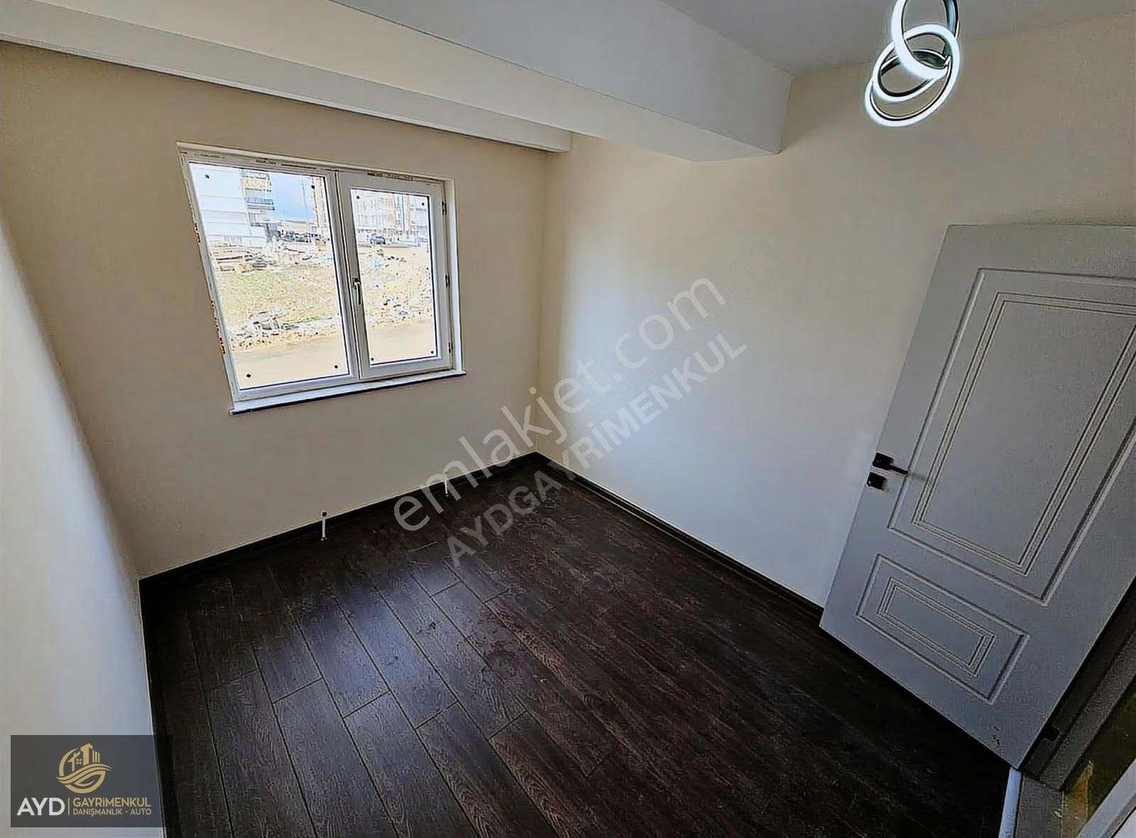 Ayd'den M.kemal'de Köşe Başı Satılık 3+1 Lüks Daire - Görsel 8