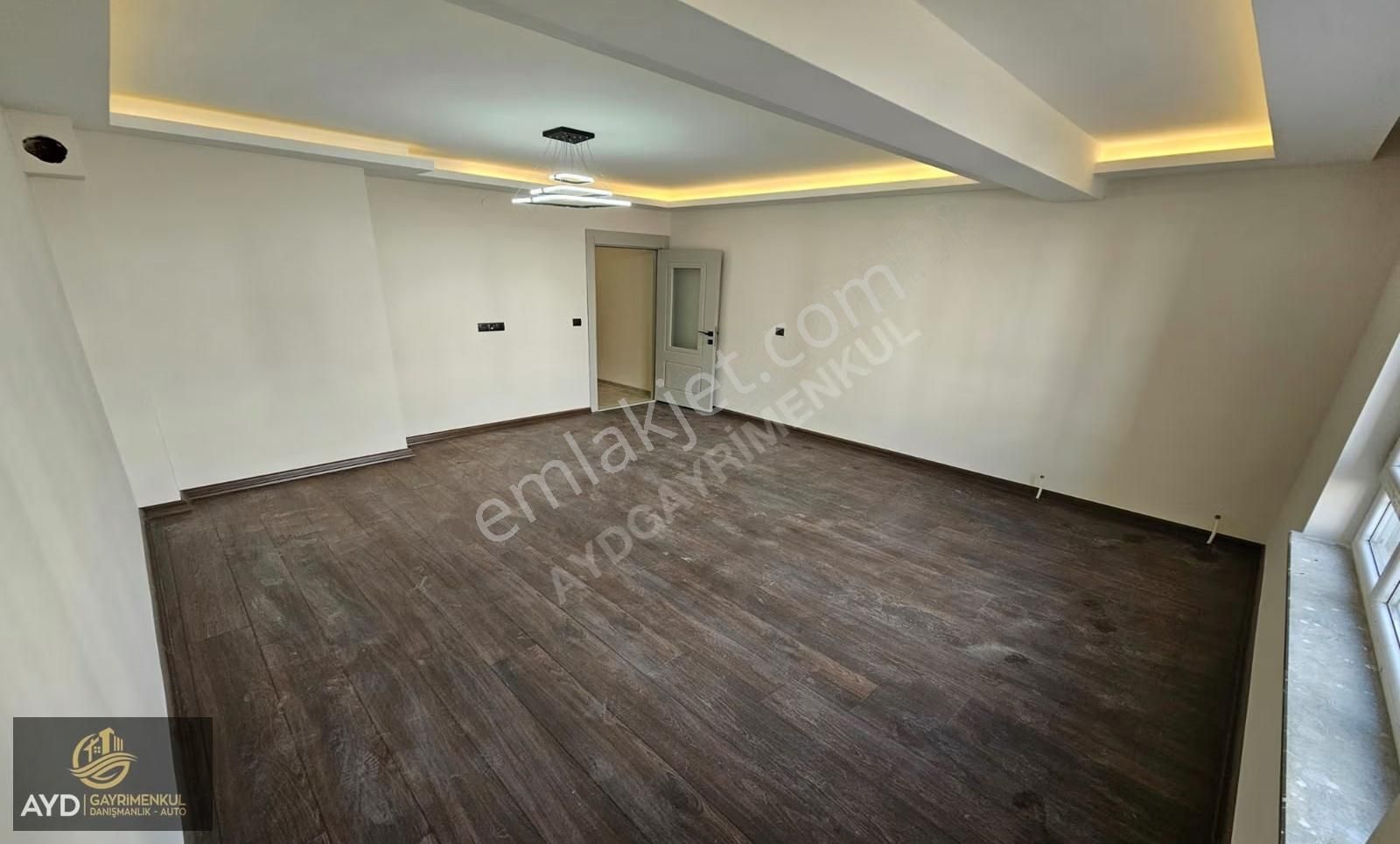 Ayd'den M.kemal'de Köşe Başı Satılık 3+1 Lüks Daire - Görsel 2