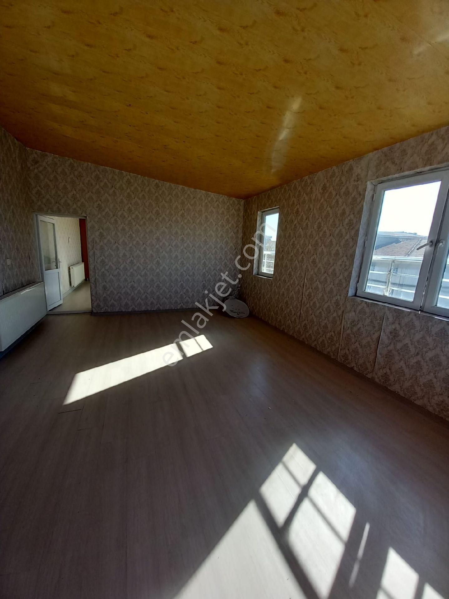 Doğukent Devasa Büyüklükte 4+4 Çift Girişli - Görsel 17