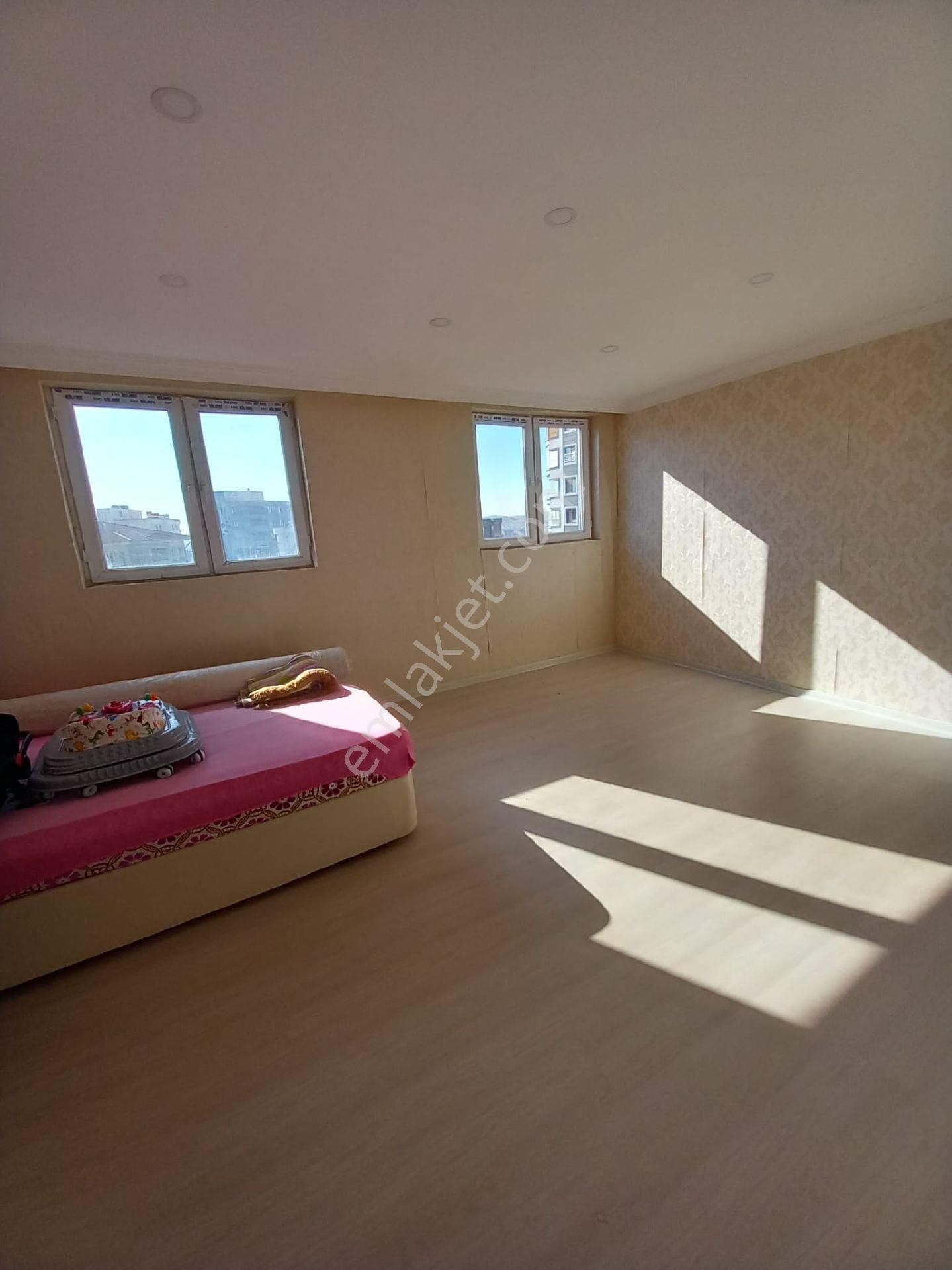 Doğukent Devasa Büyüklükte 4+4 Çift Girişli - Görsel 16