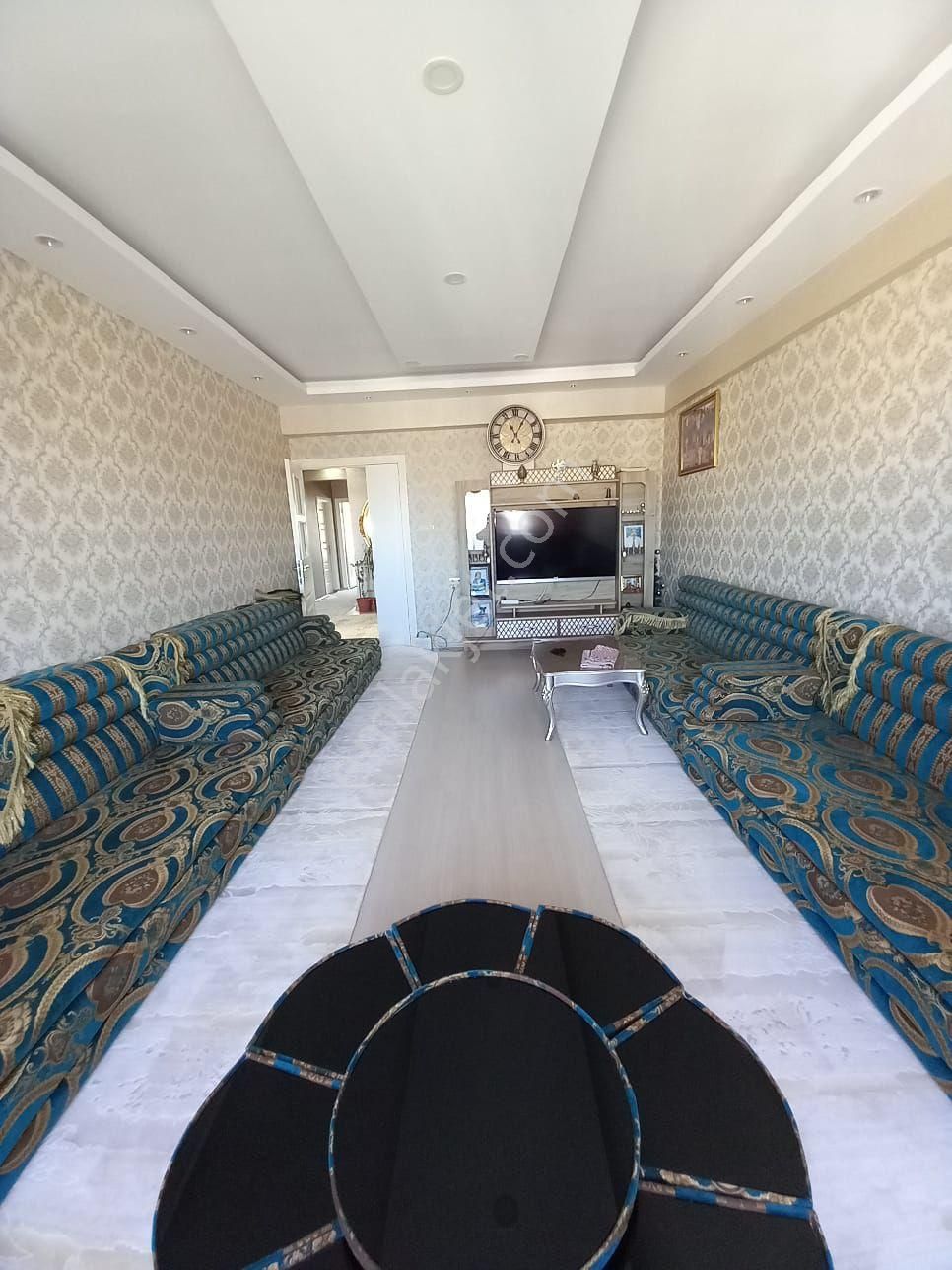 Doğukent Devasa Büyüklükte 4+4 Çift Girişli